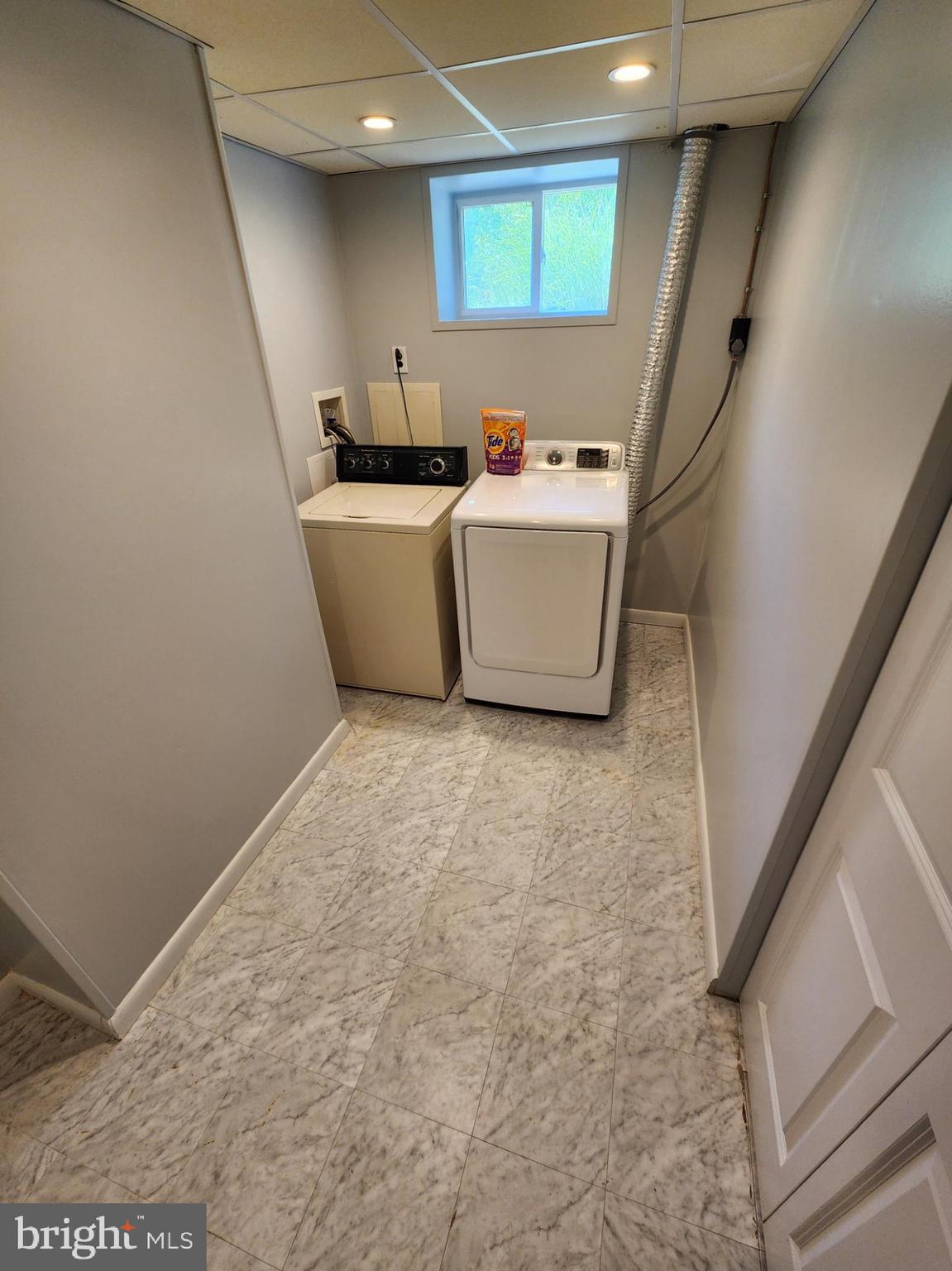 KEYES FERRY ACRES - Residential