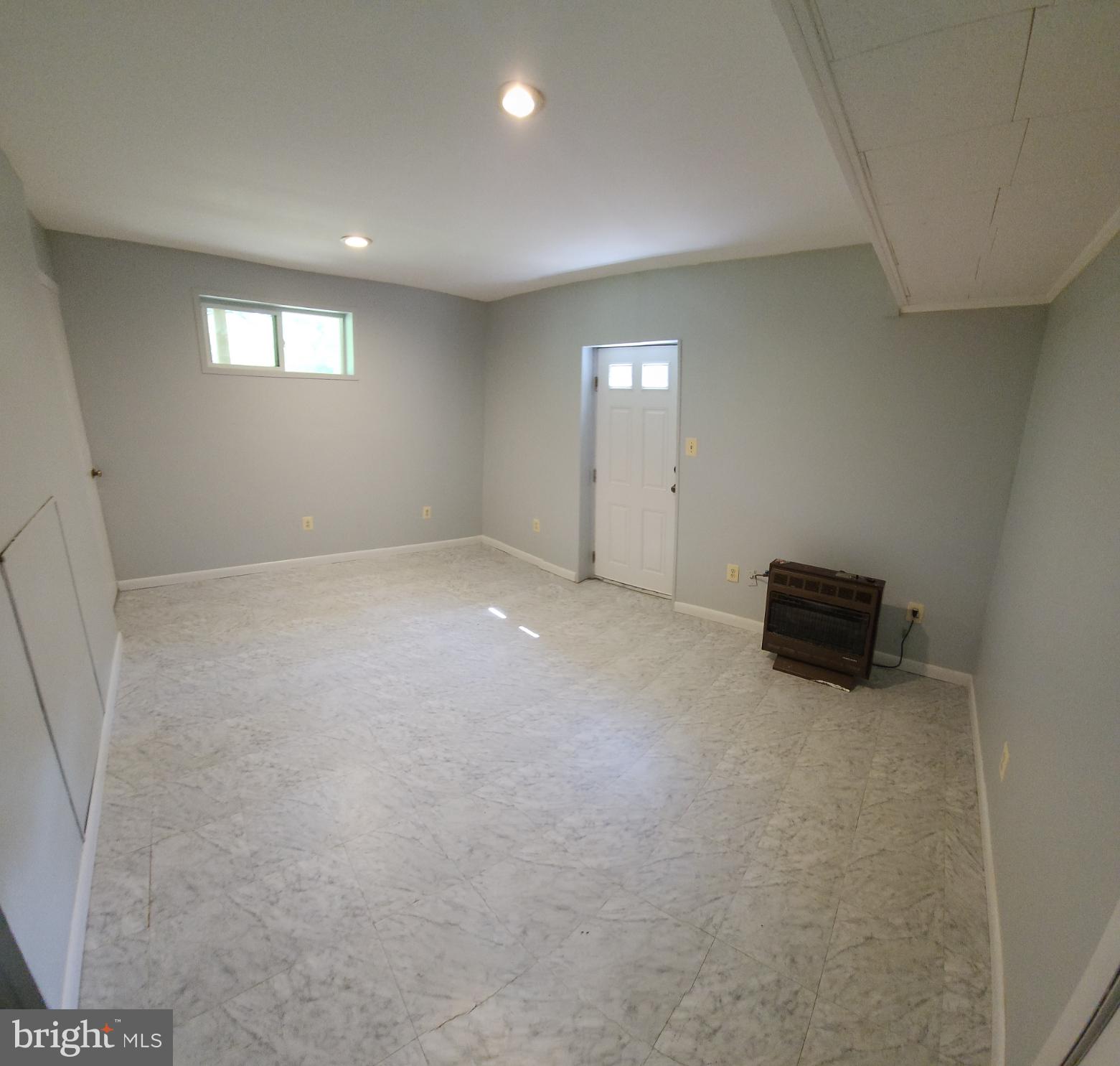 KEYES FERRY ACRES - Residential