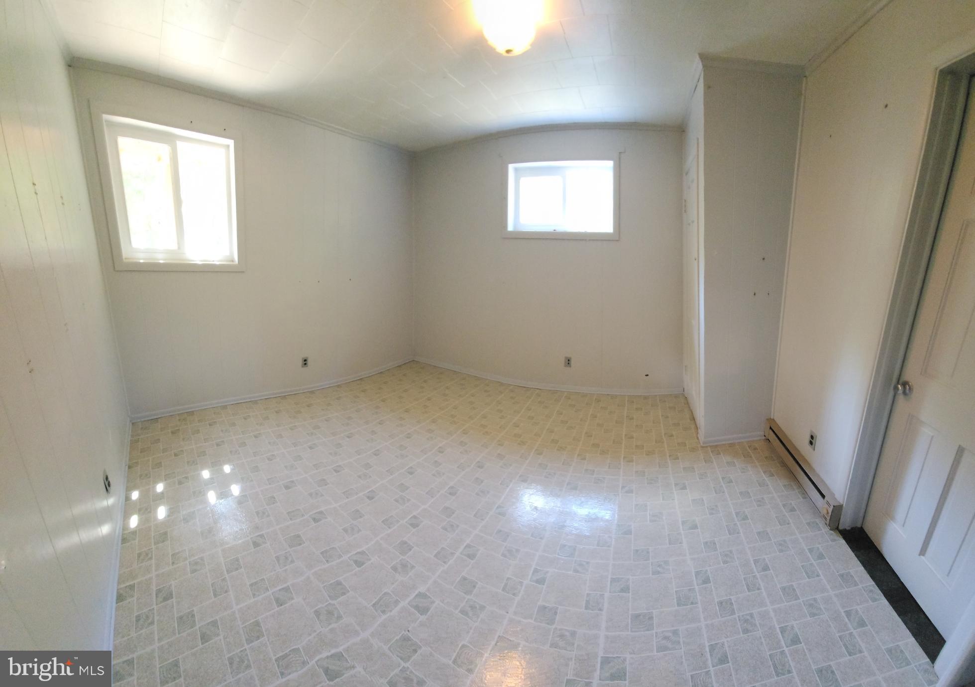 KEYES FERRY ACRES - Residential