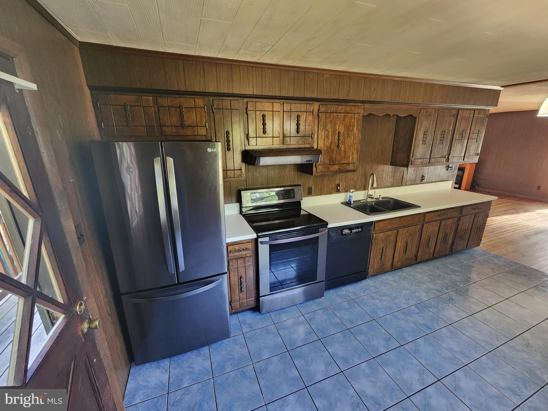 KEYES FERRY ACRES - Residential