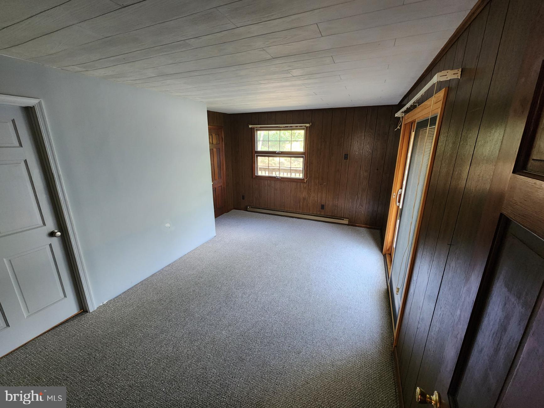 KEYES FERRY ACRES - Residential