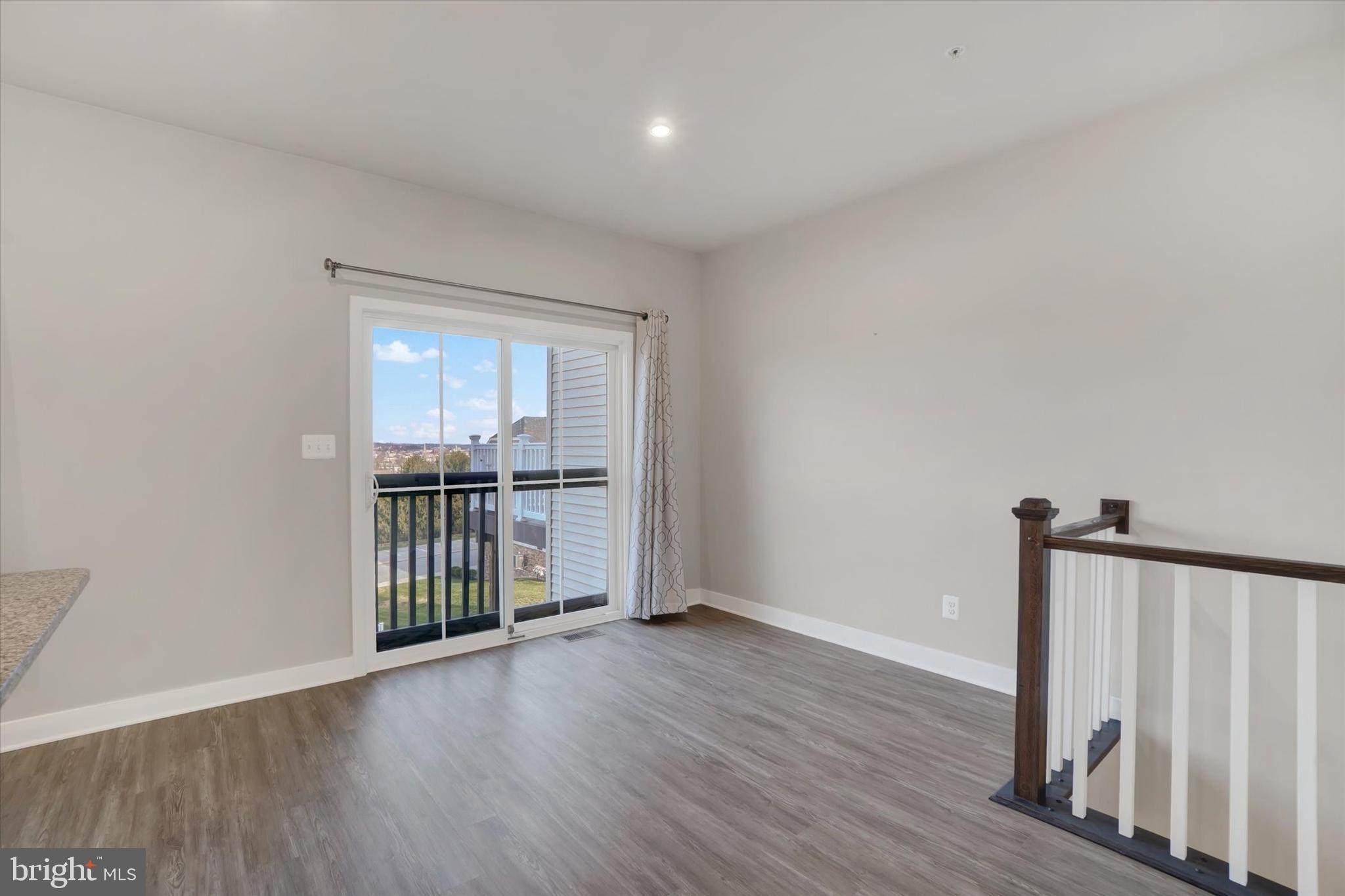 REGENTS GLEN TOWNHOME - Residential