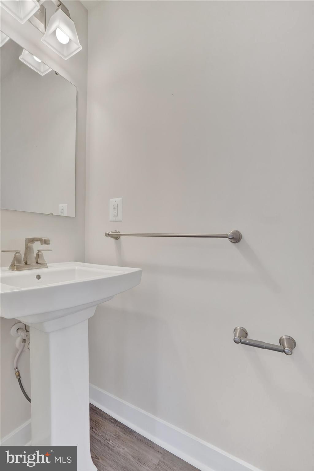 REGENTS GLEN TOWNHOME - Residential