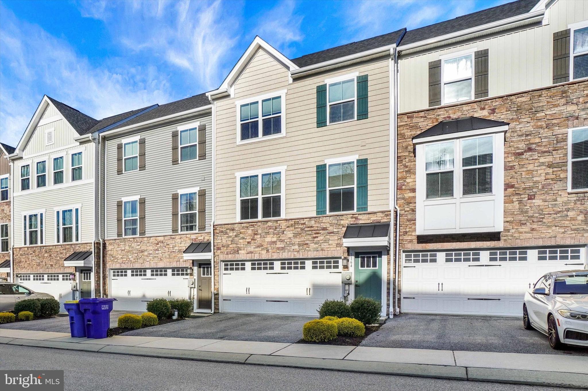 REGENTS GLEN TOWNHOME - Residential