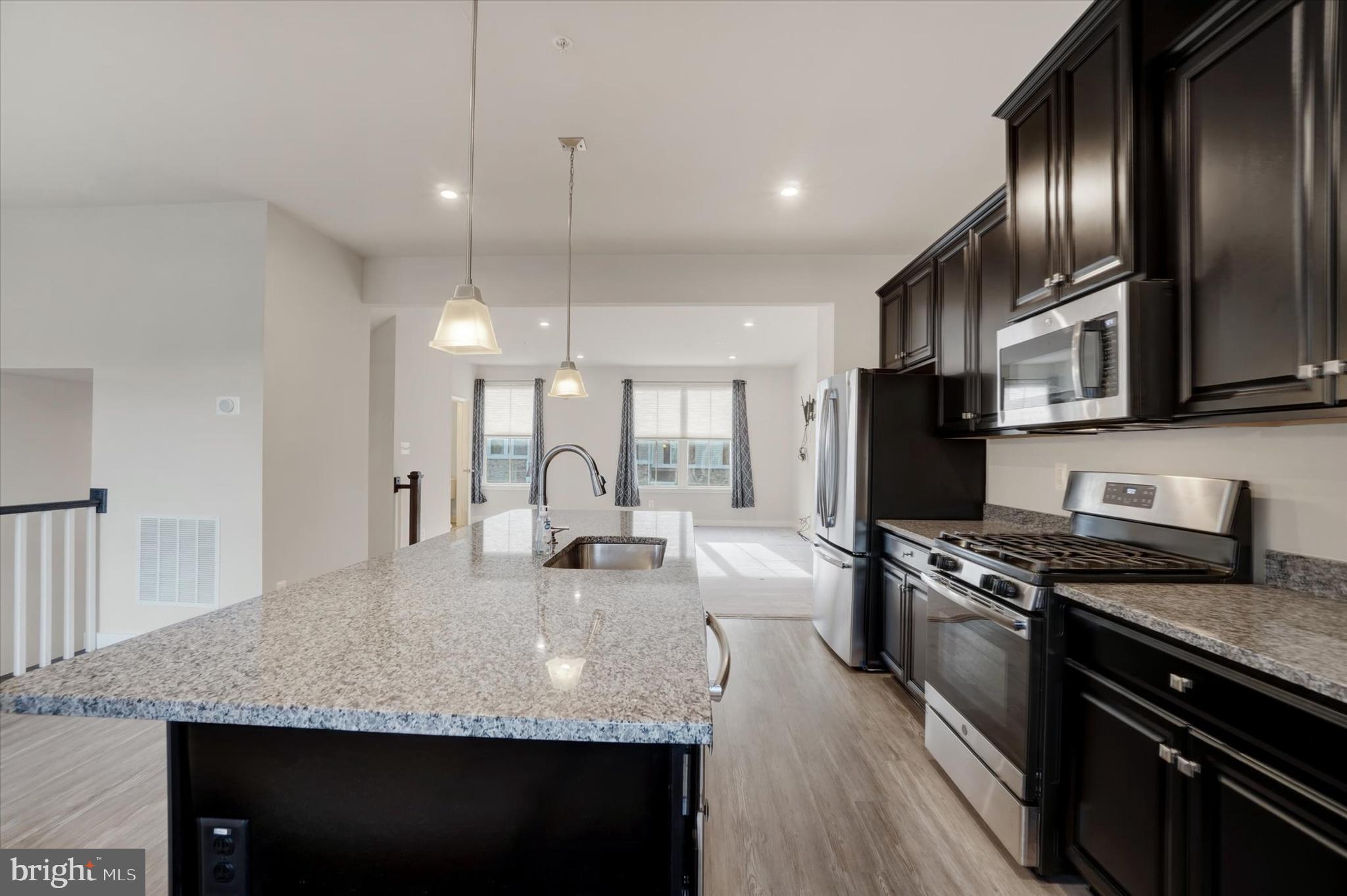 REGENTS GLEN TOWNHOME - Residential