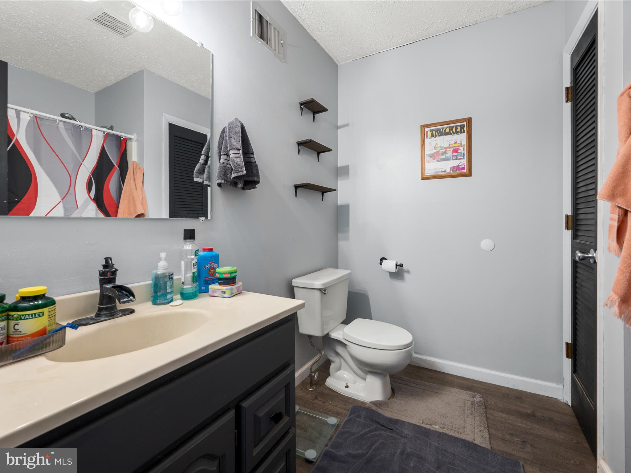 GREENBRIAR VILLAGE - Residential Lease