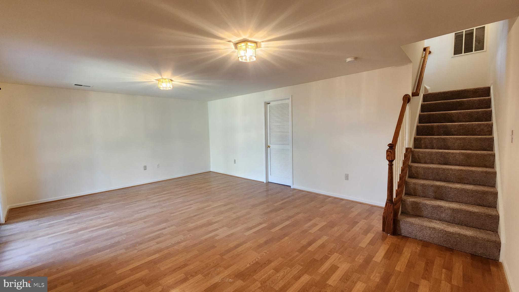 KINGSTOWNE - Residential Lease