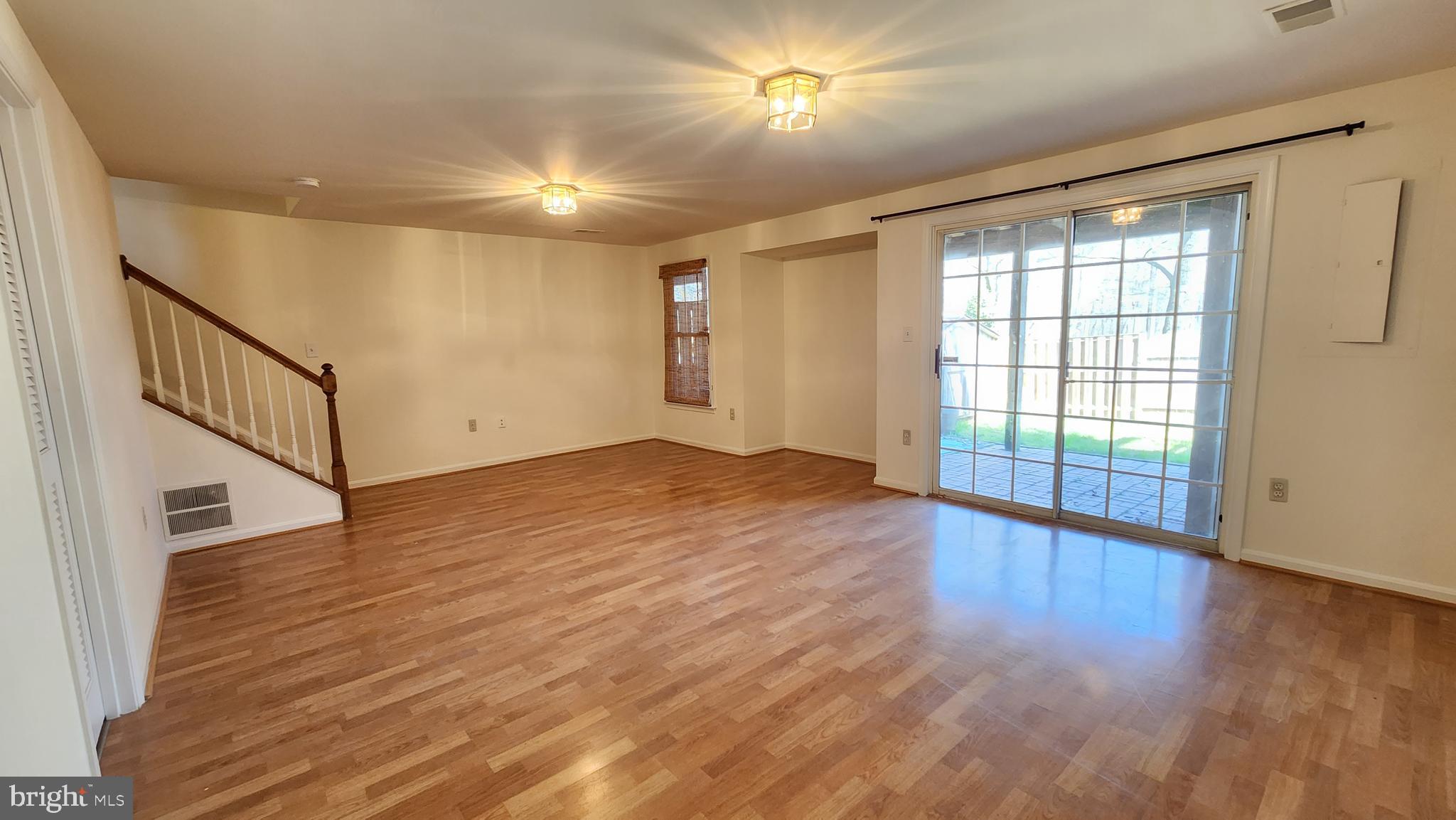 KINGSTOWNE - Residential Lease