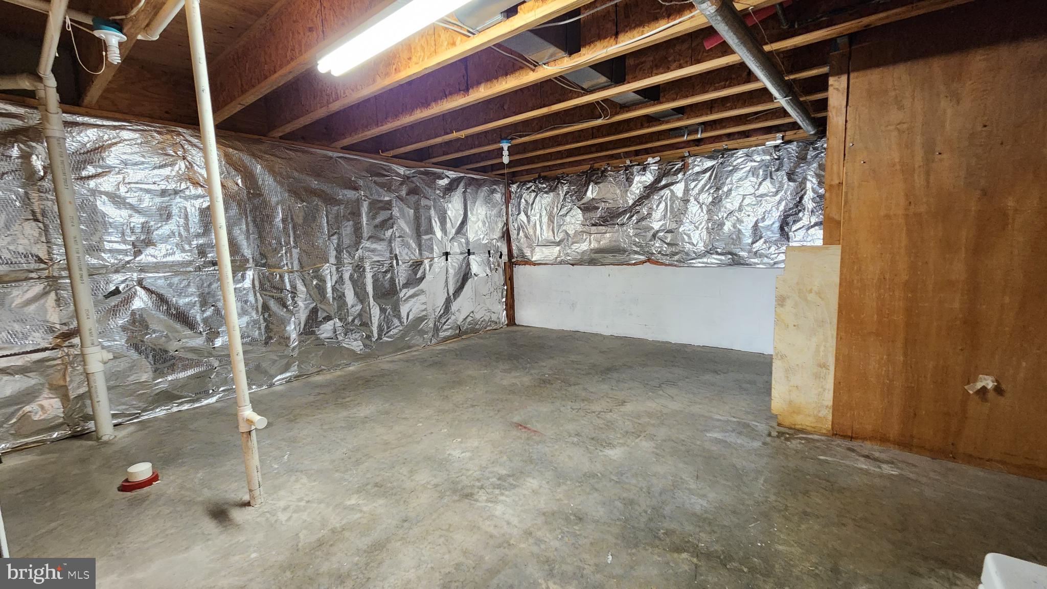 KINGSTOWNE - Residential Lease