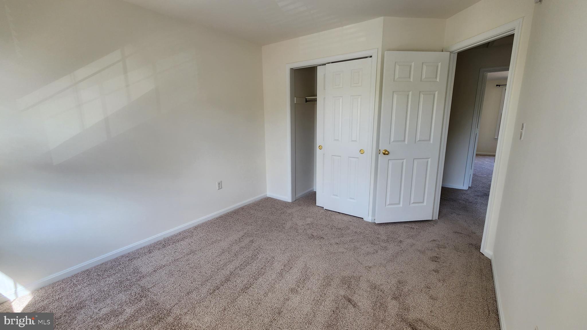 KINGSTOWNE - Residential Lease