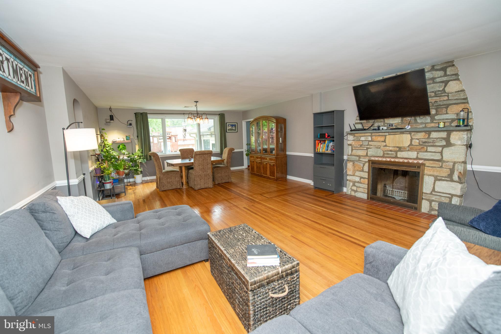 MEADOW BROOK - Residential