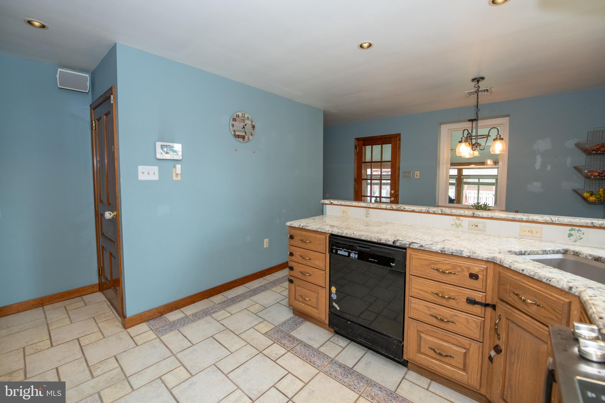 MEADOW BROOK - Residential