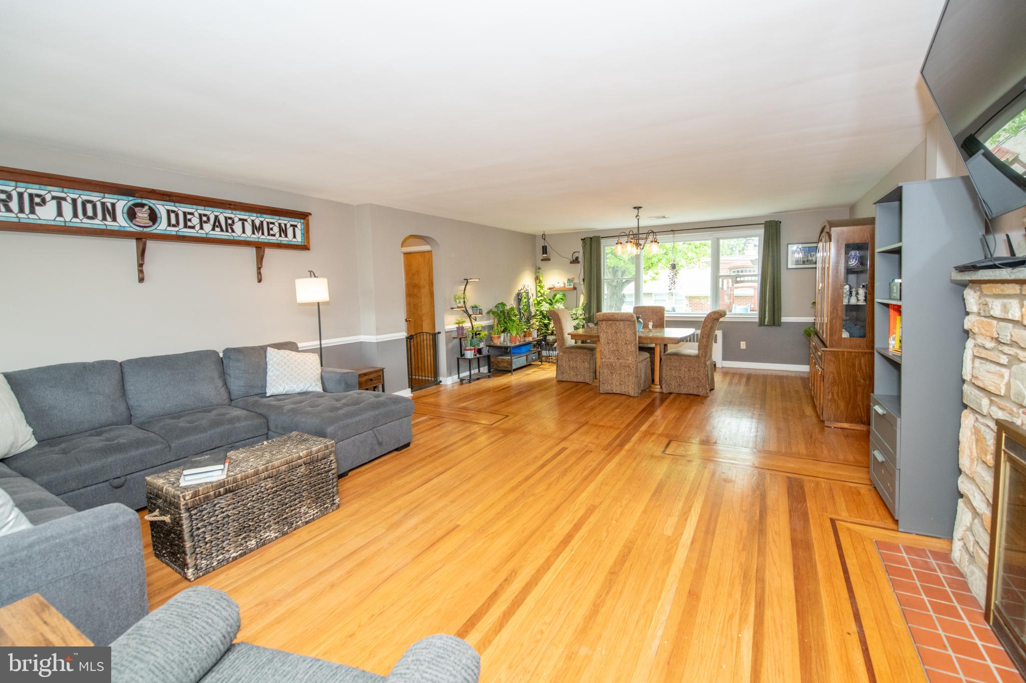 MEADOW BROOK - Residential