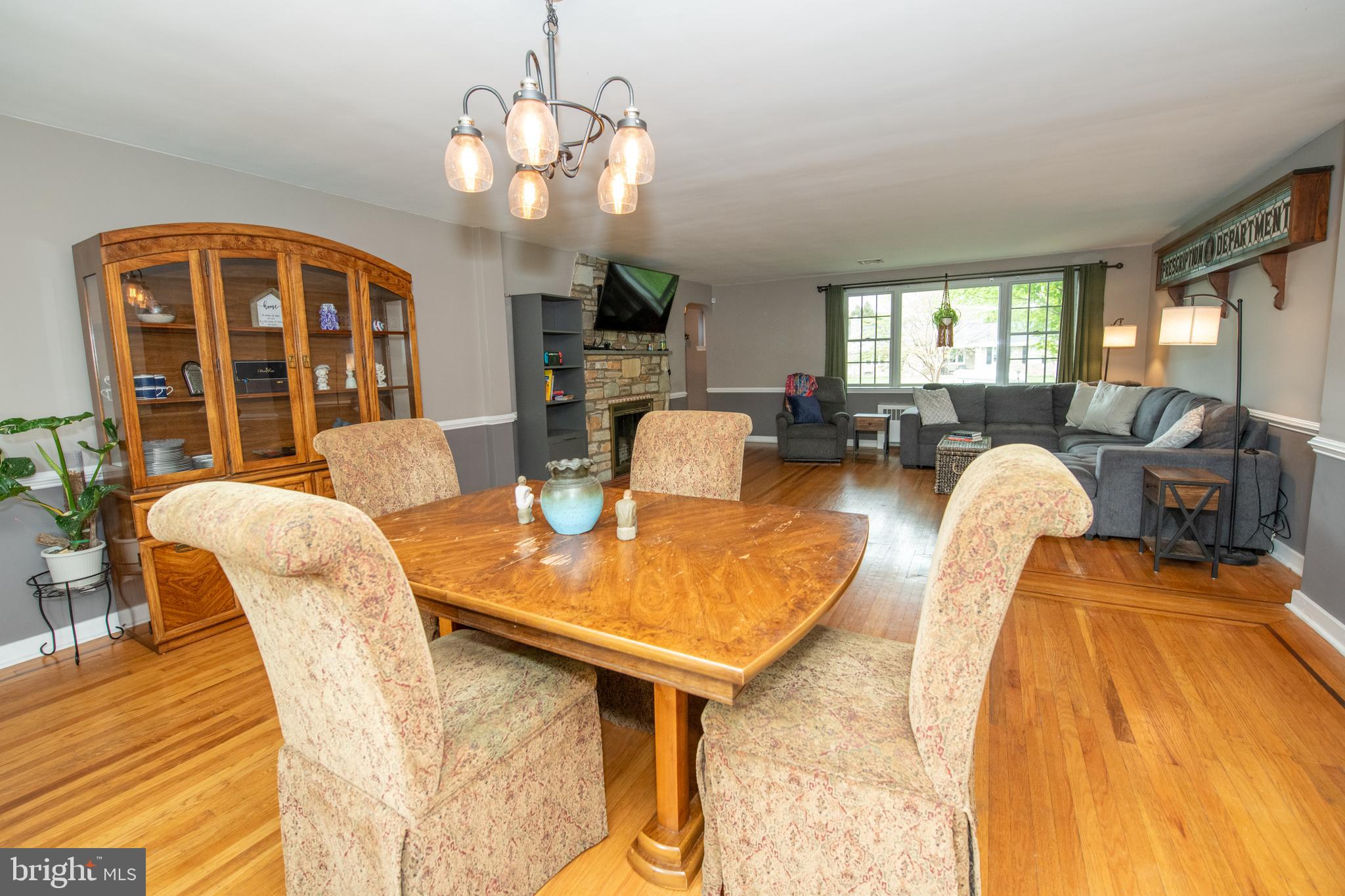 MEADOW BROOK - Residential