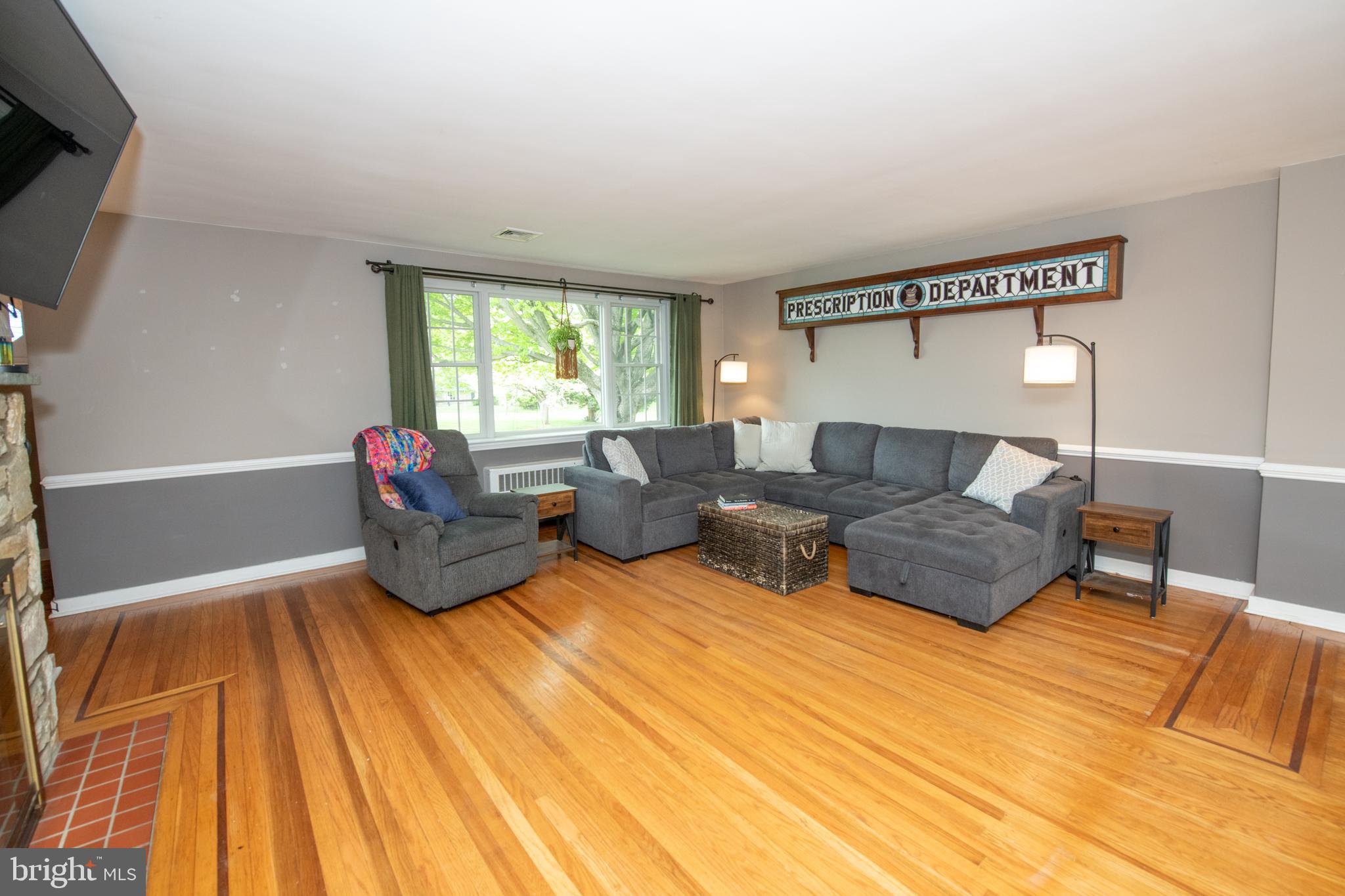 MEADOW BROOK - Residential