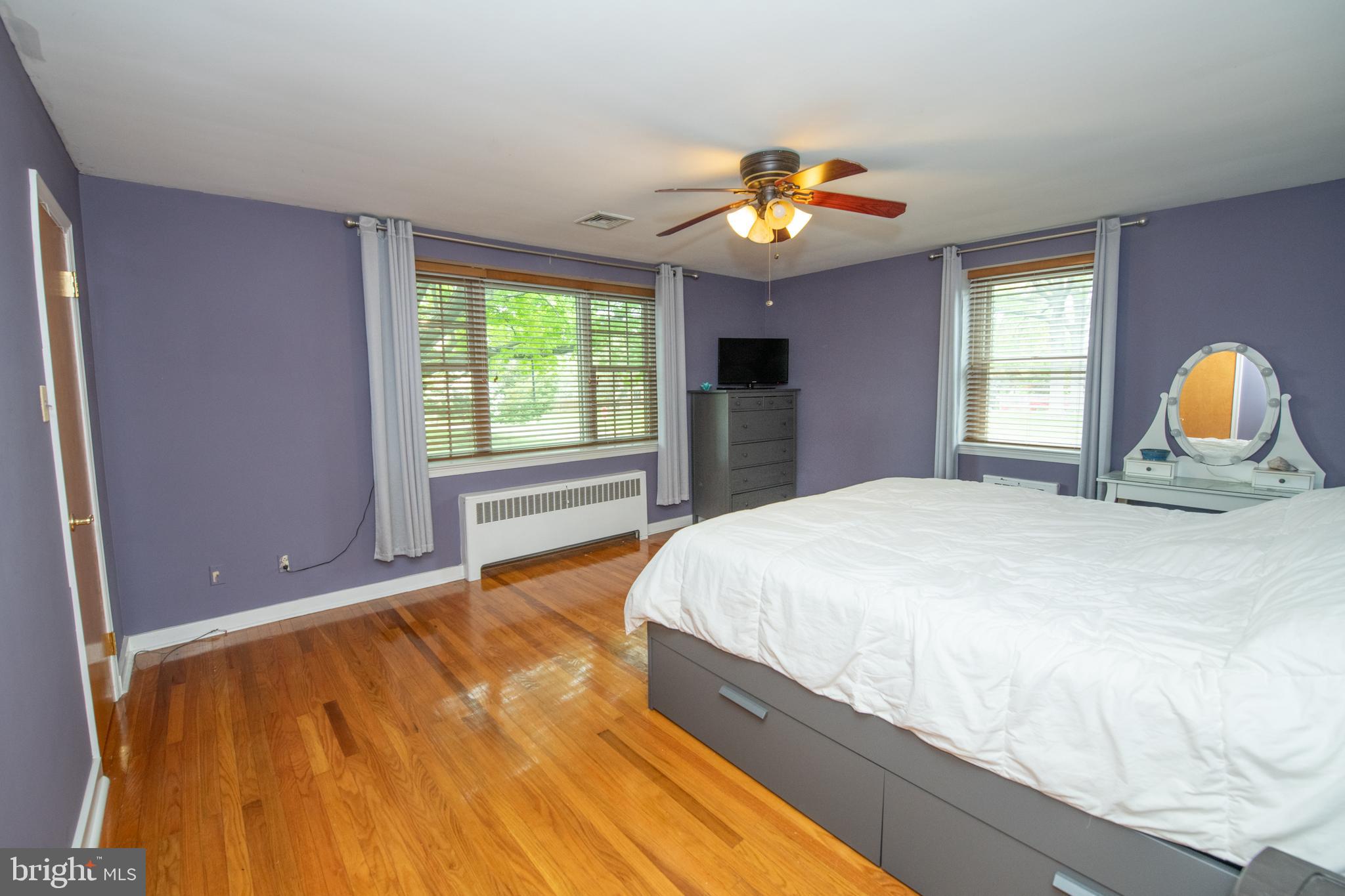 MEADOW BROOK - Residential