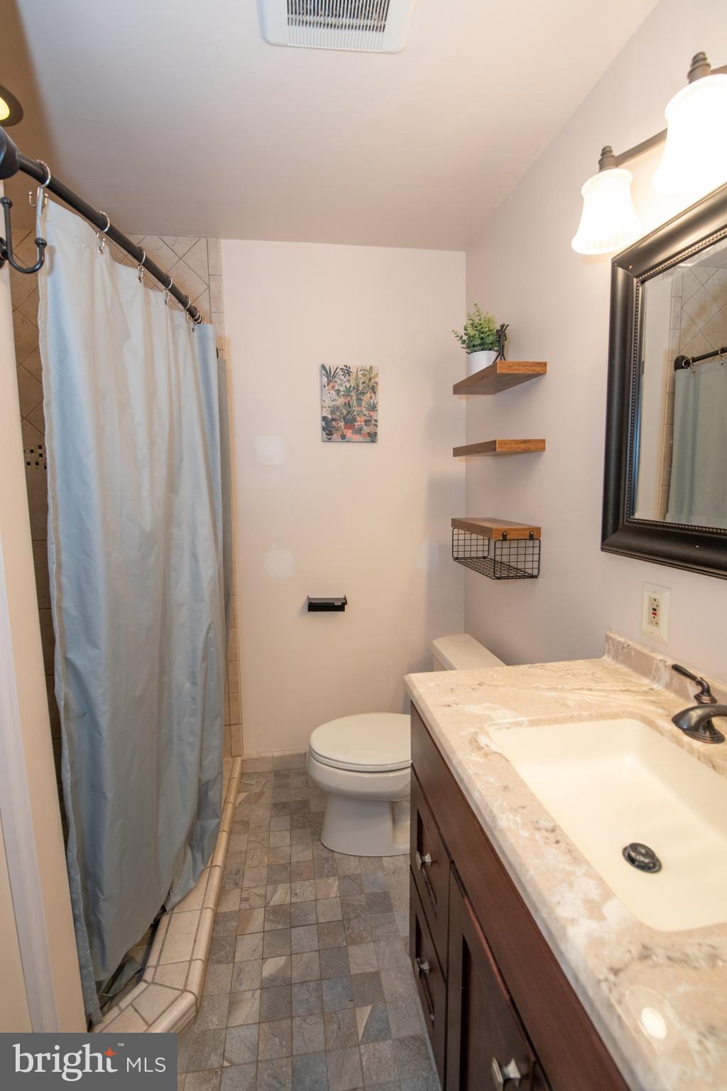 MEADOW BROOK - Residential