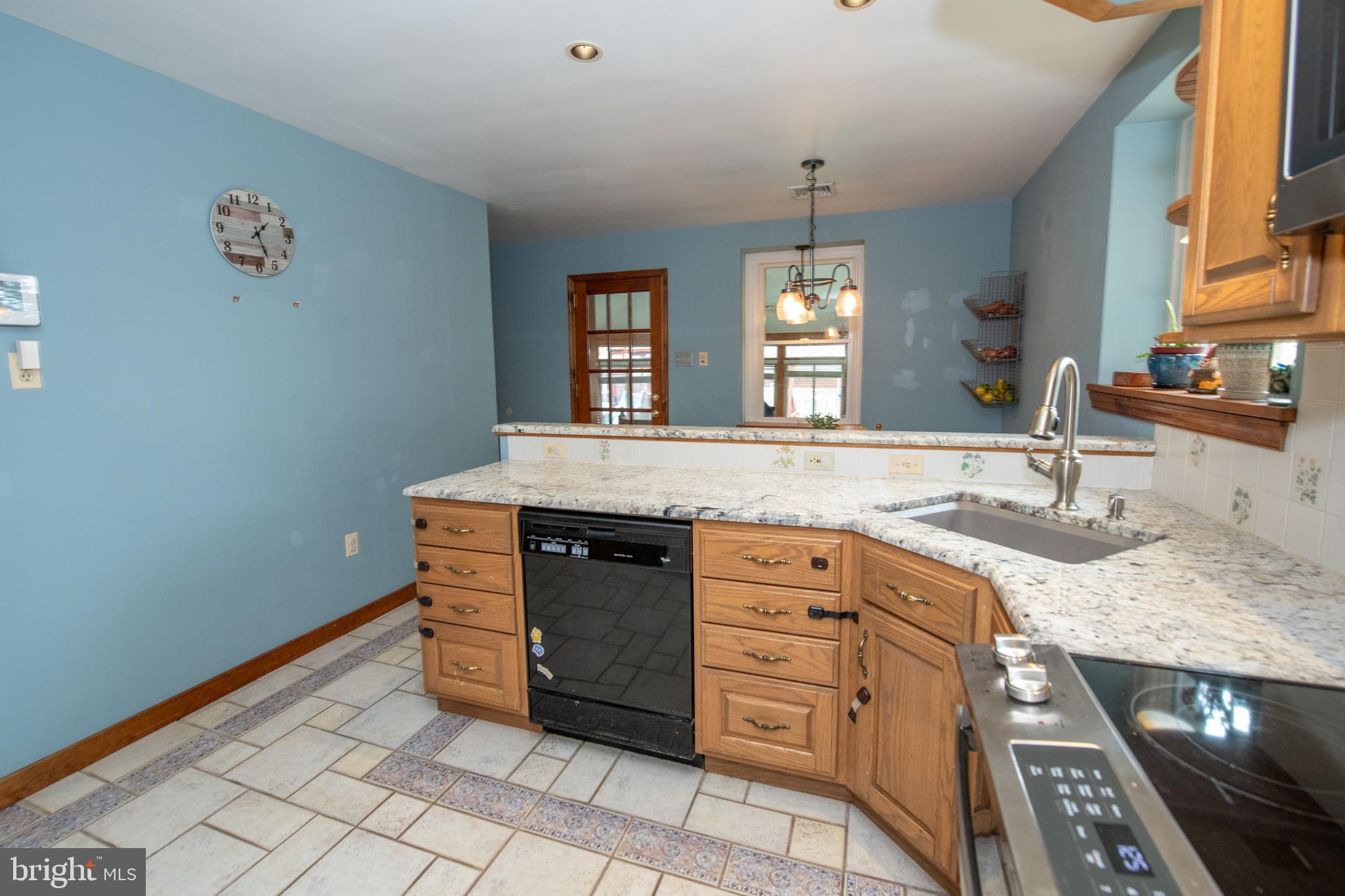 MEADOW BROOK - Residential
