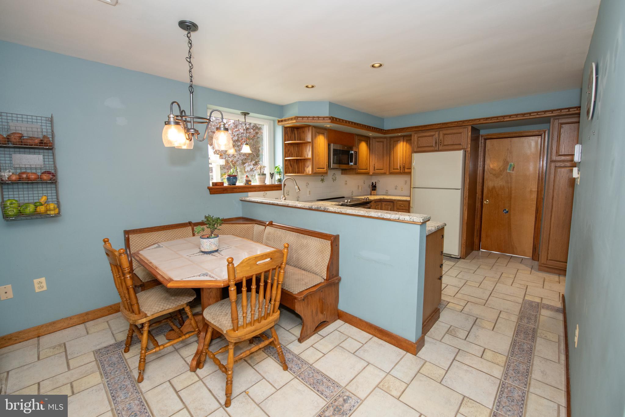 MEADOW BROOK - Residential