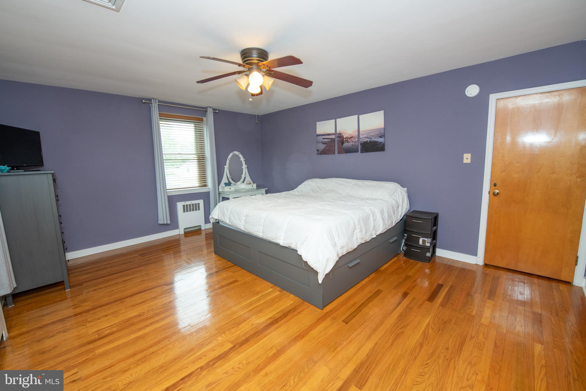 MEADOW BROOK - Residential