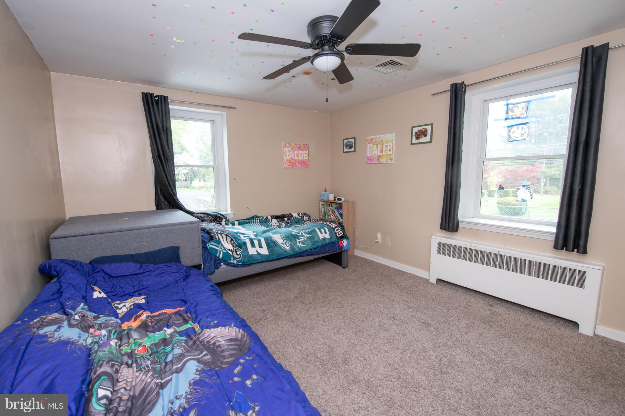 MEADOW BROOK - Residential