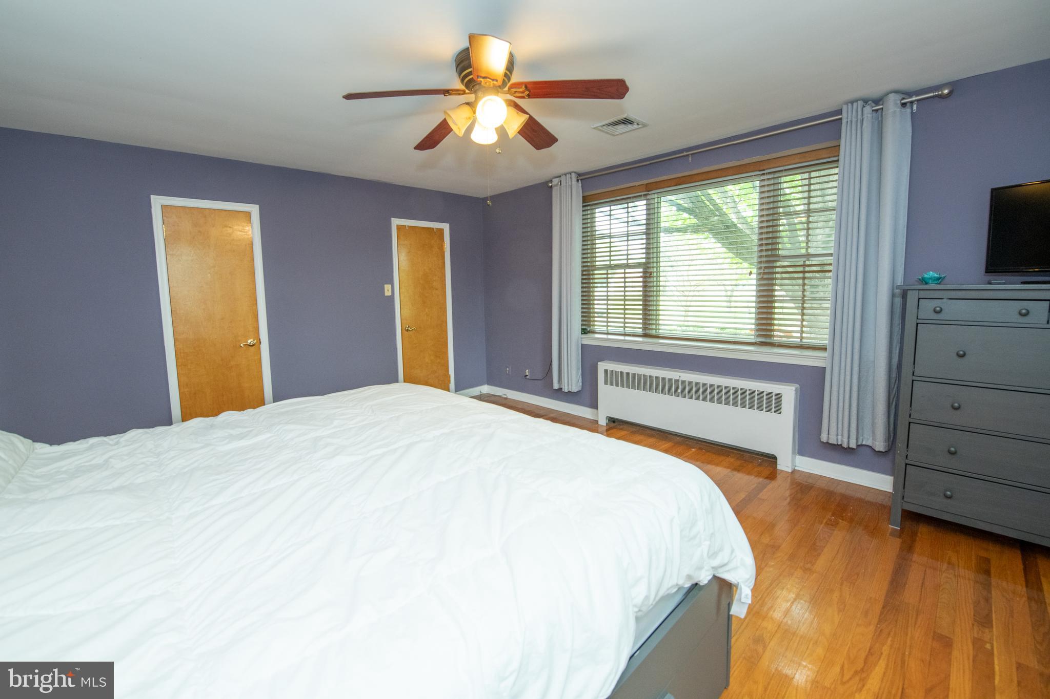 MEADOW BROOK - Residential