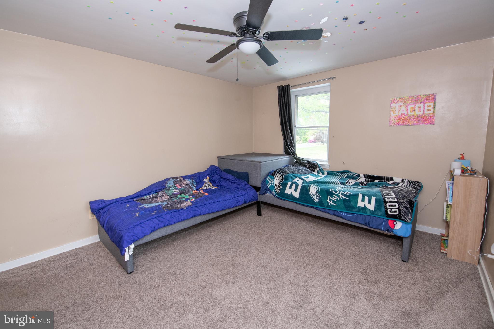 MEADOW BROOK - Residential