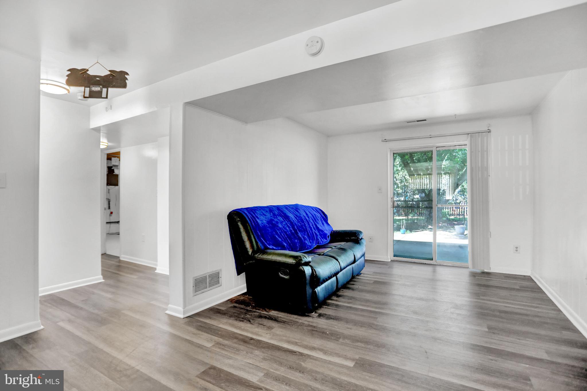 MCCORMICK WOODS - Residential