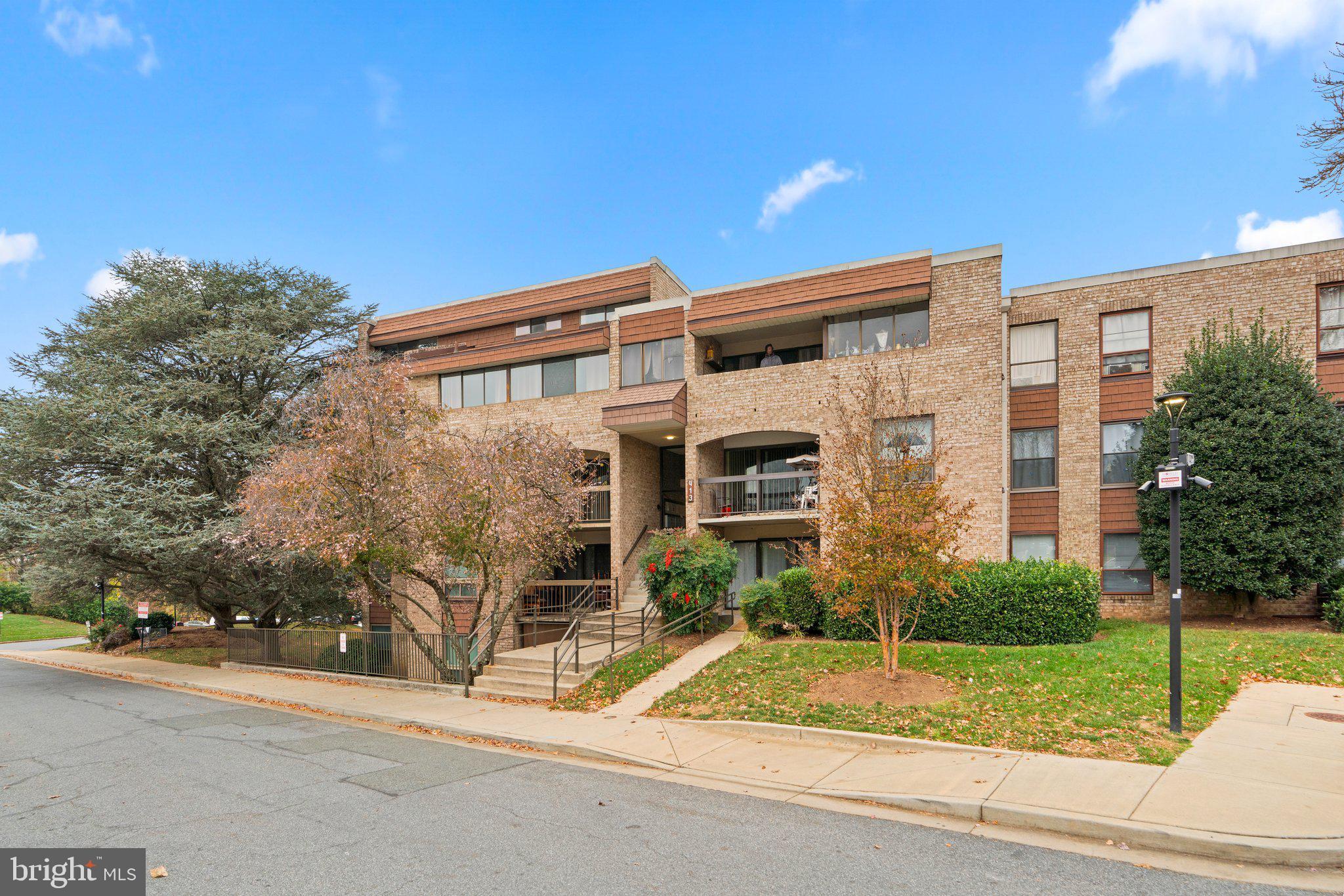 HYDE PARK - Residential