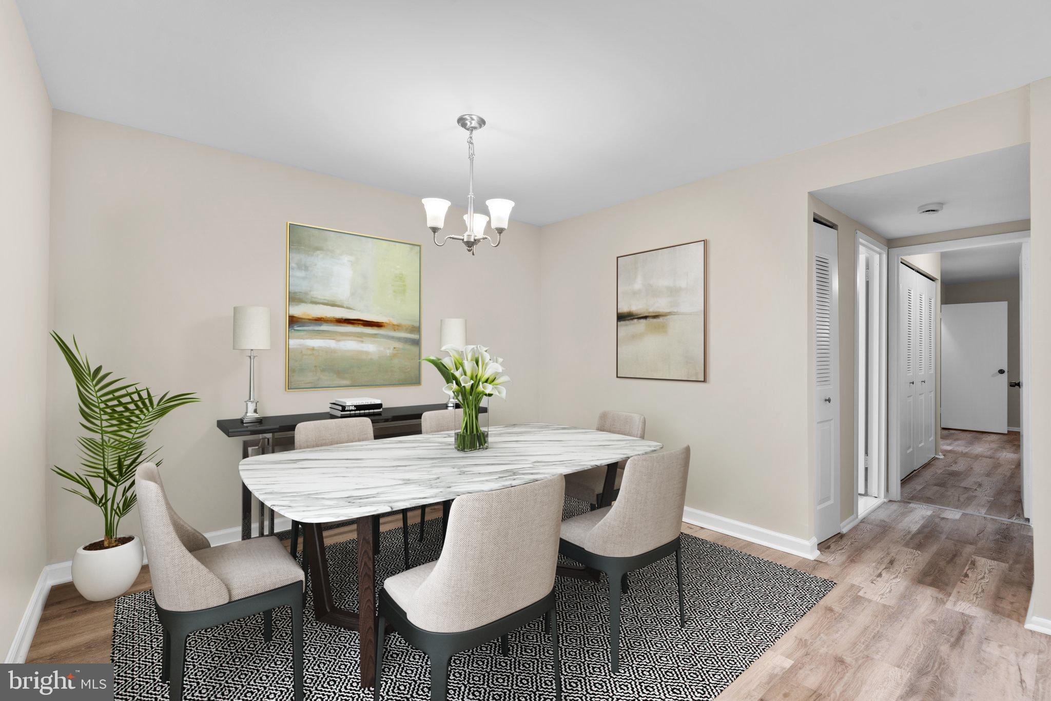 HYDE PARK - Residential