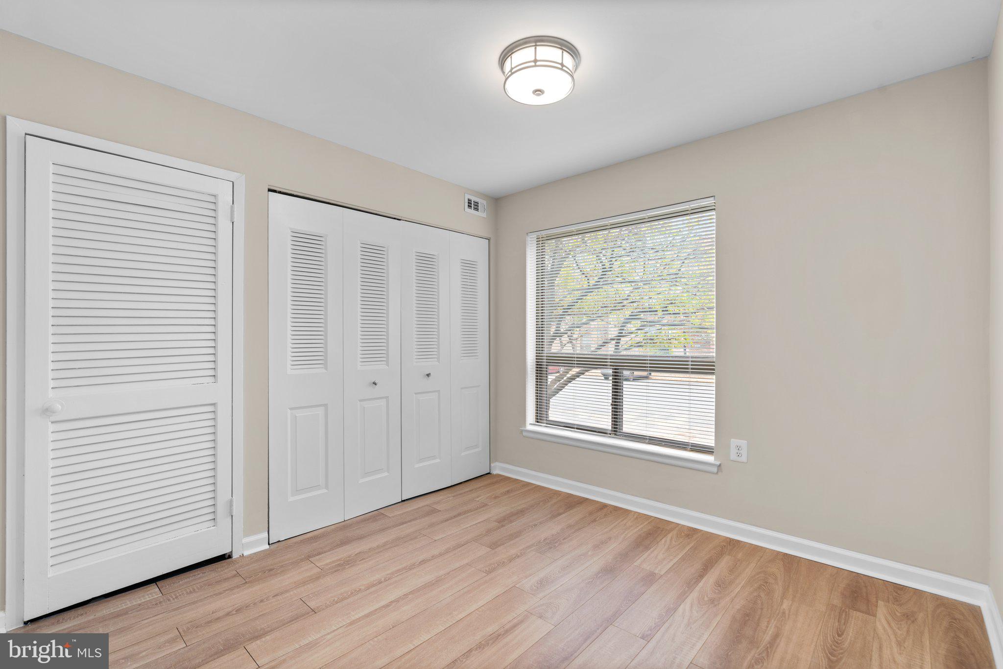 HYDE PARK - Residential