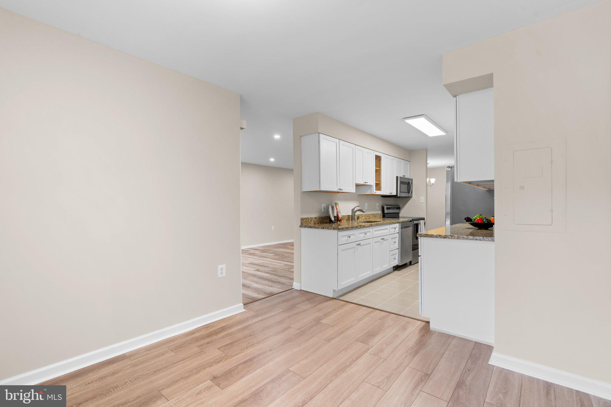 HYDE PARK - Residential