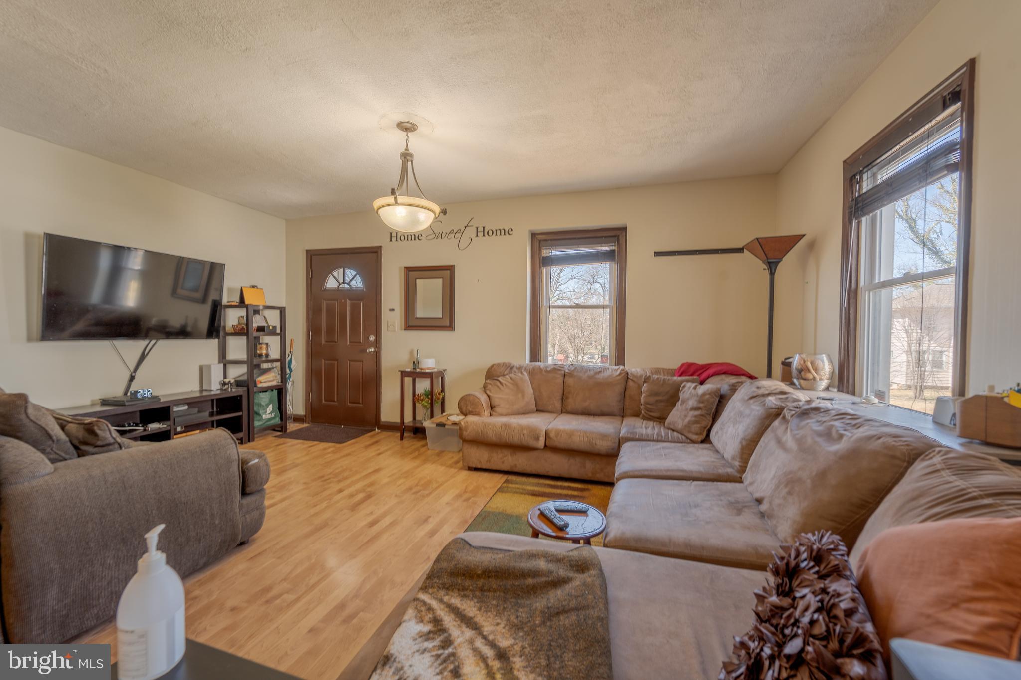 GWYNNLAKE PARK - Residential