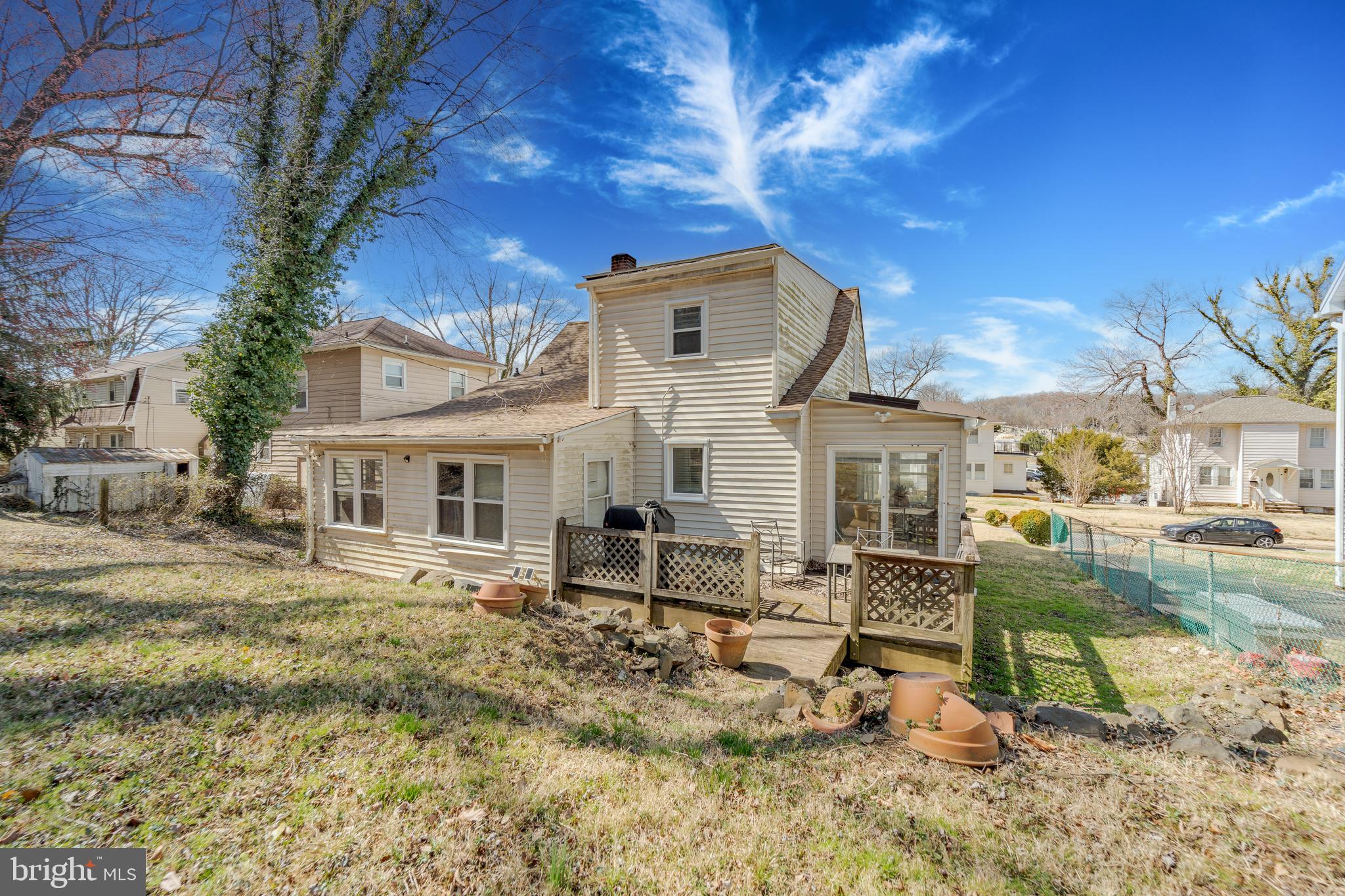 GWYNNLAKE PARK - Residential