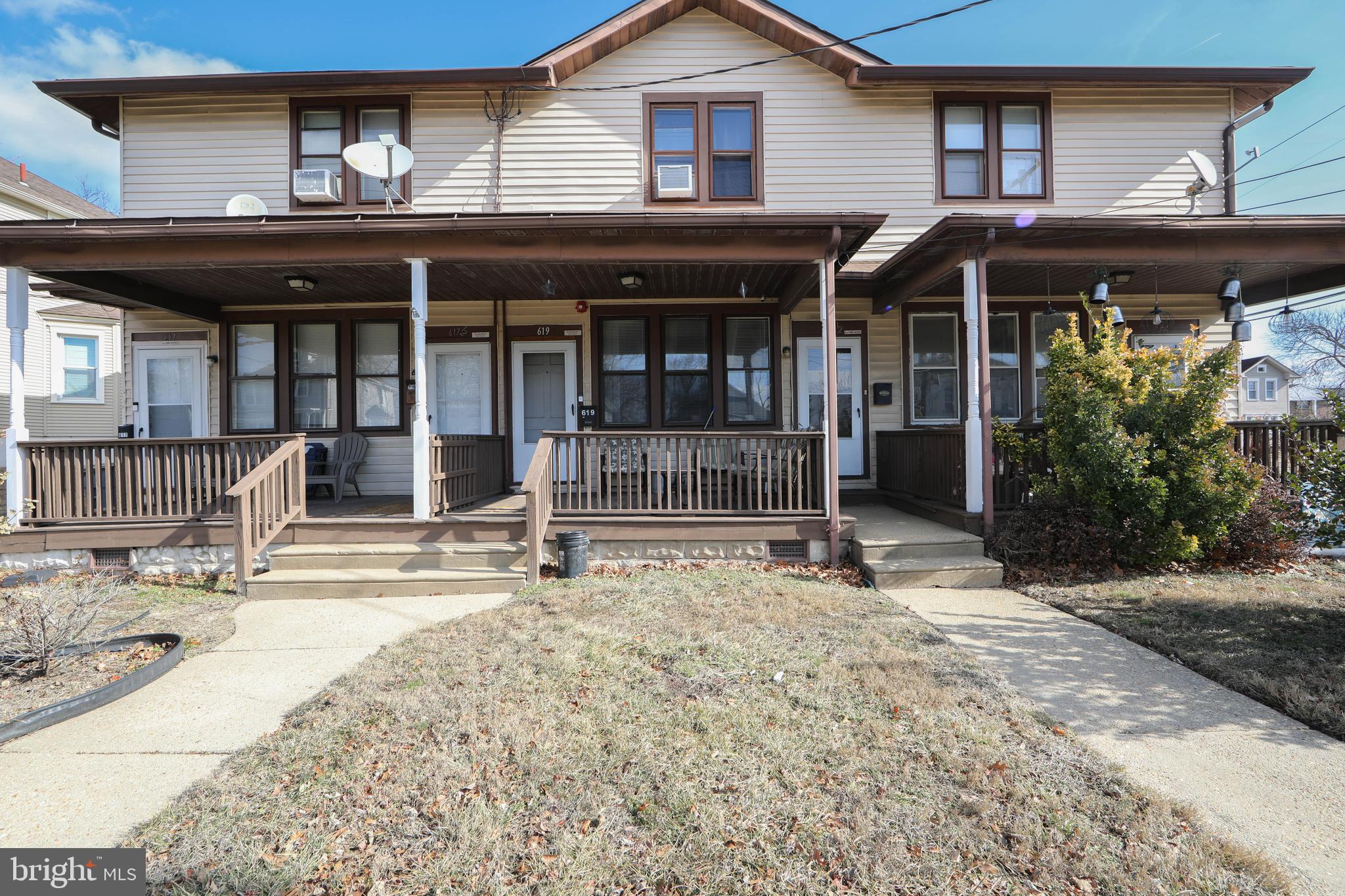 617 NEWTON AVENUE