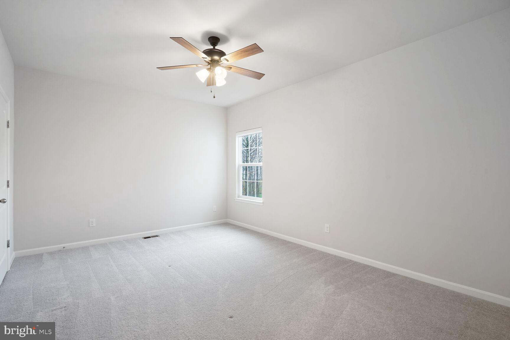 HAMPTON RUN - Residential