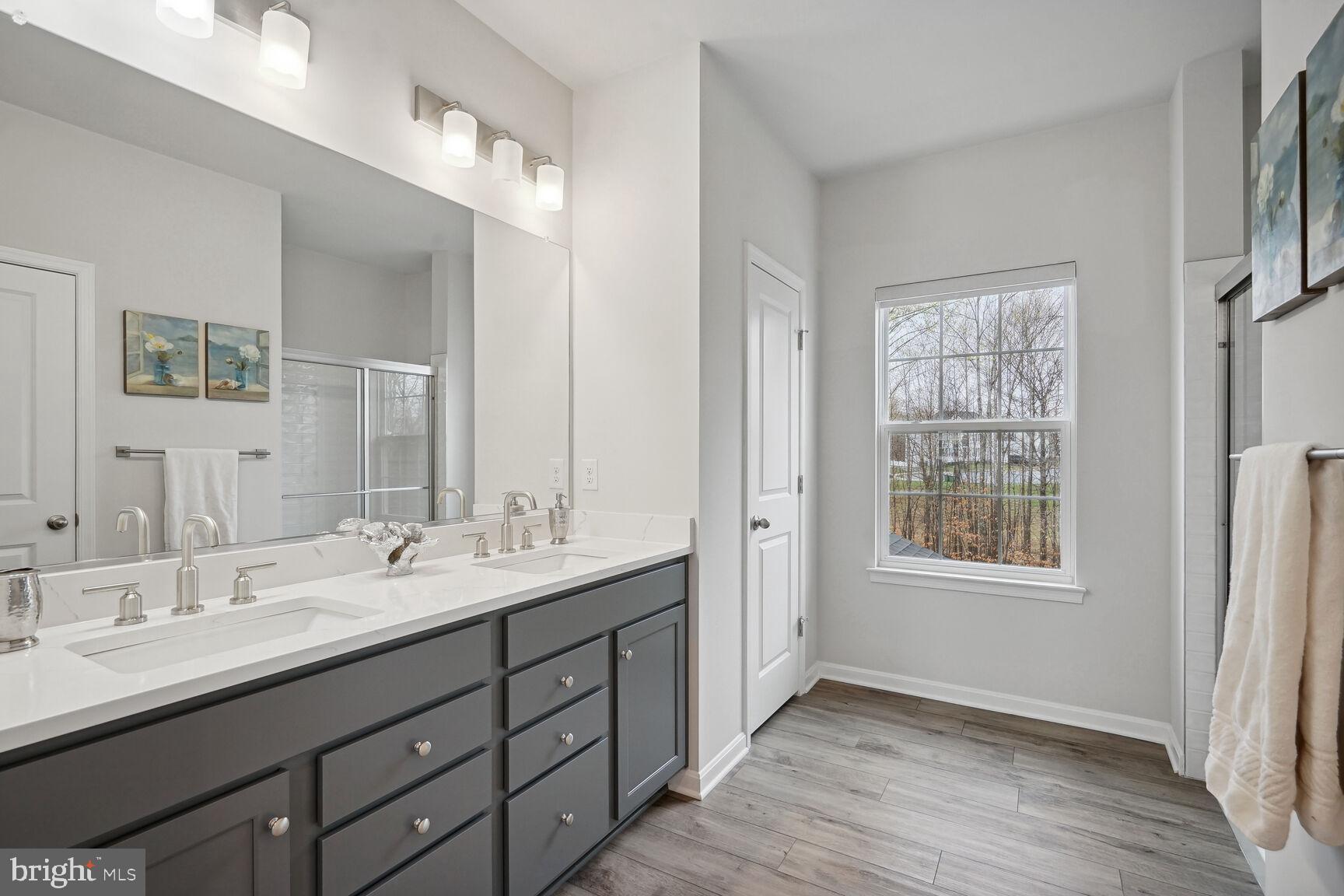 HAMPTON RUN - Residential