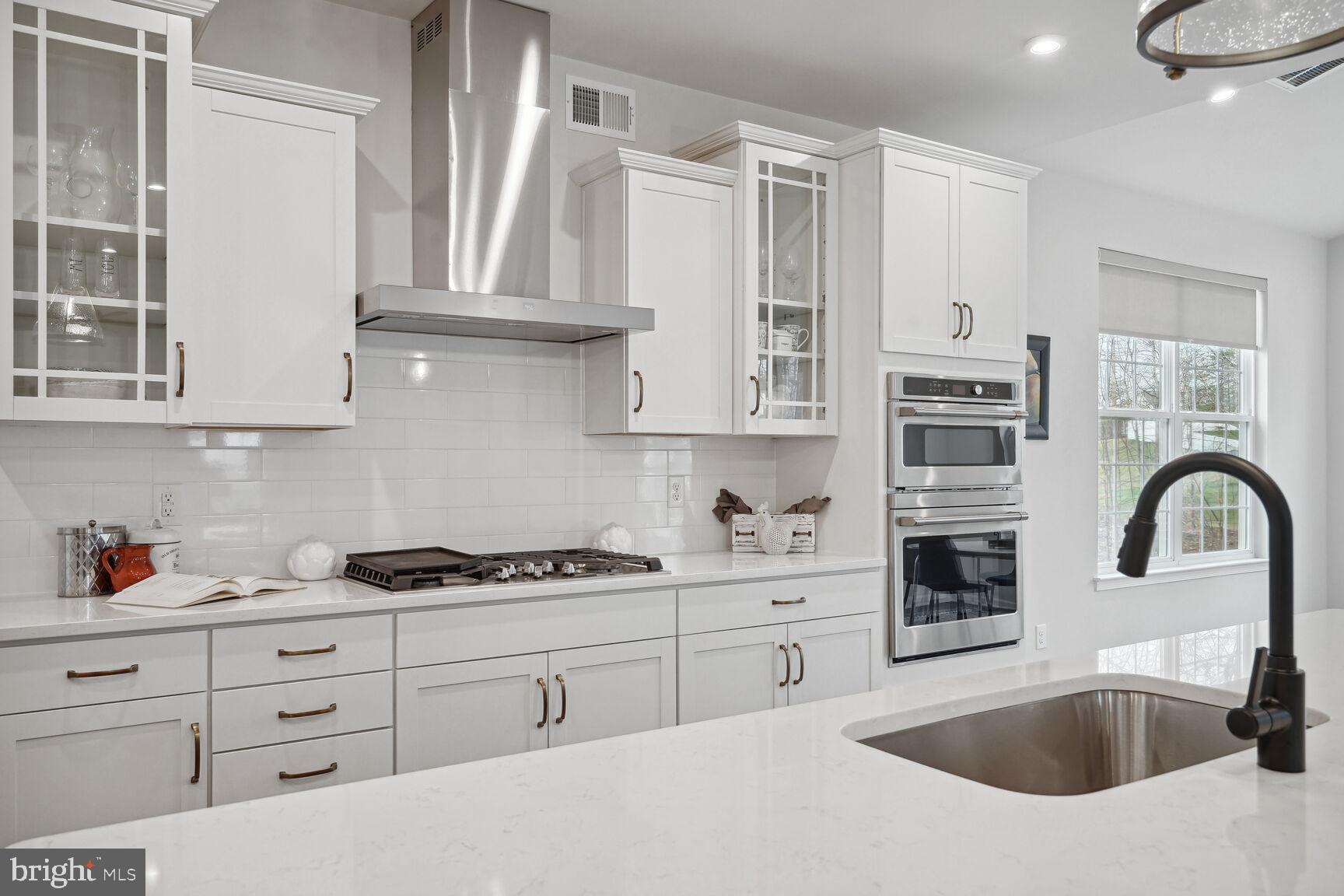 HAMPTON RUN - Residential