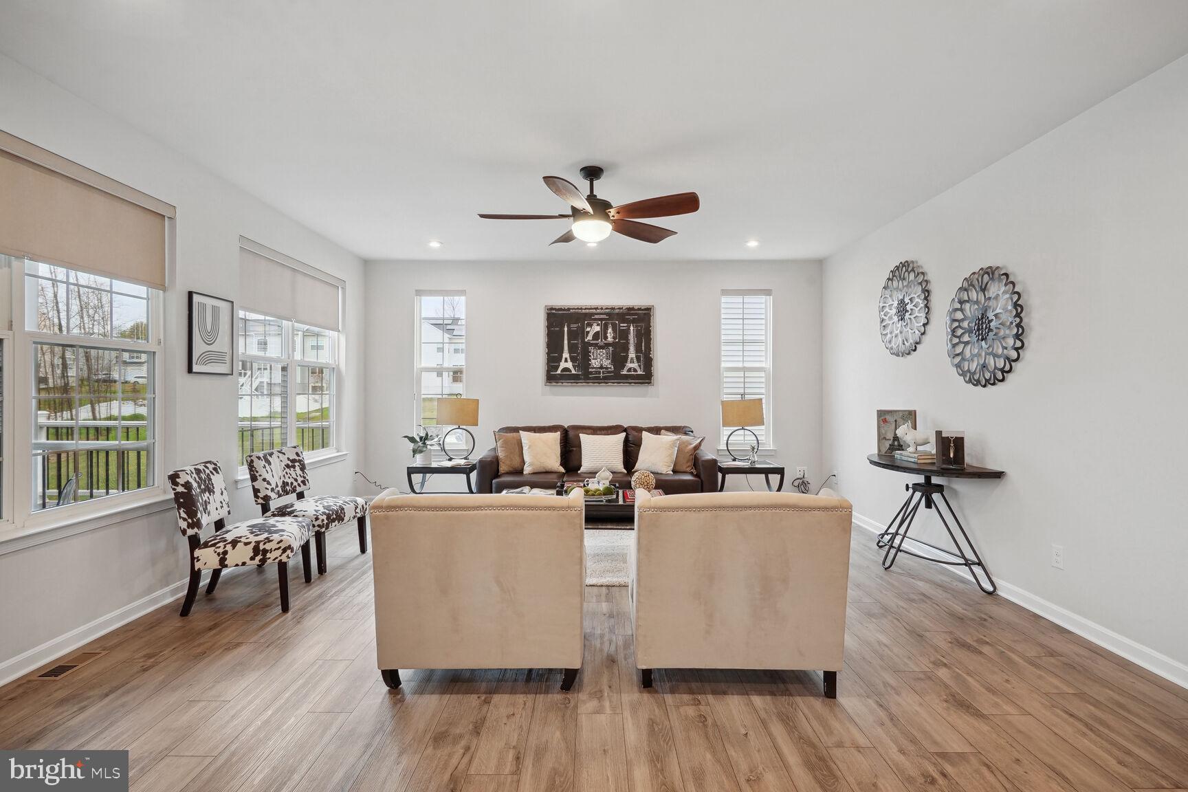 HAMPTON RUN - Residential