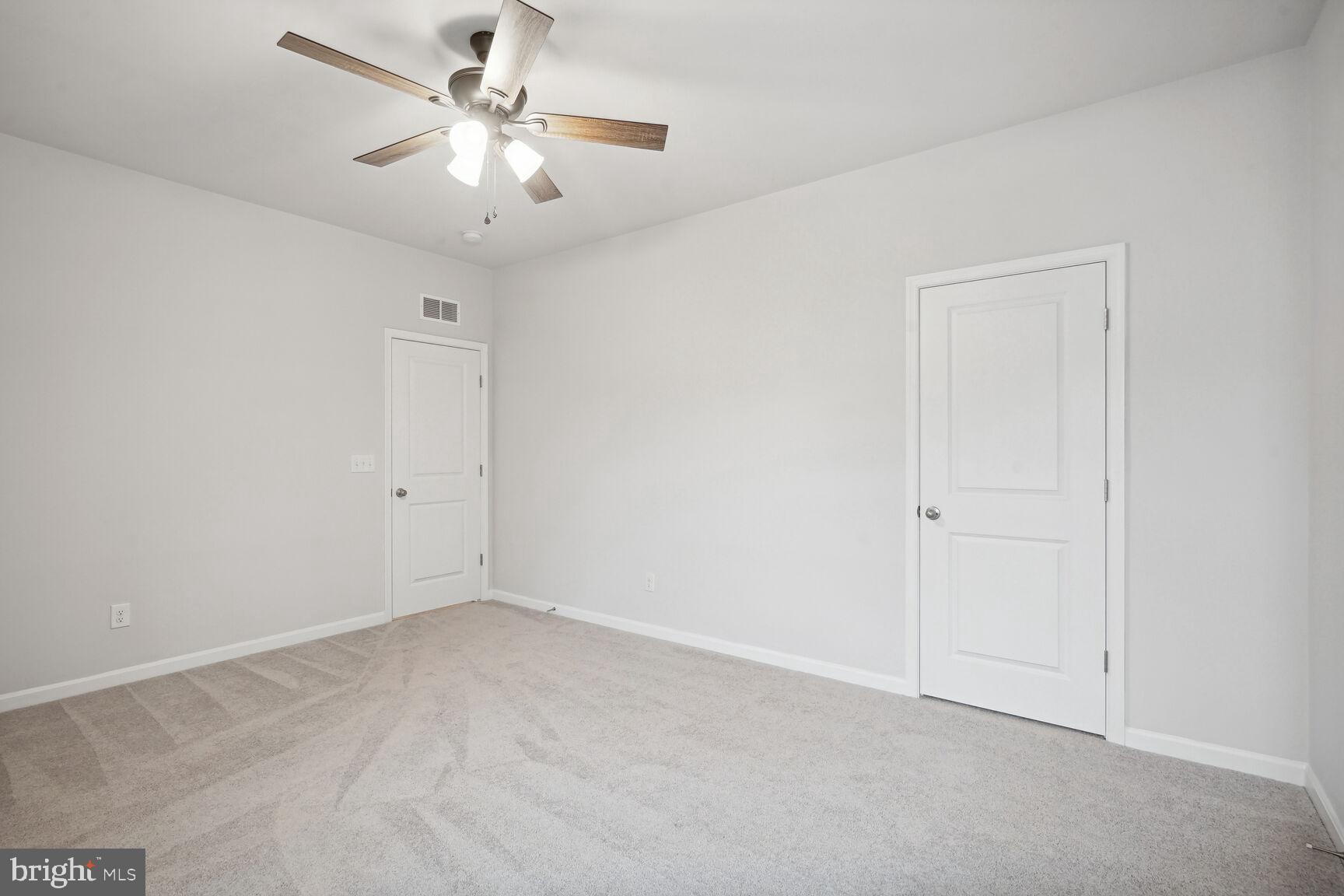 HAMPTON RUN - Residential