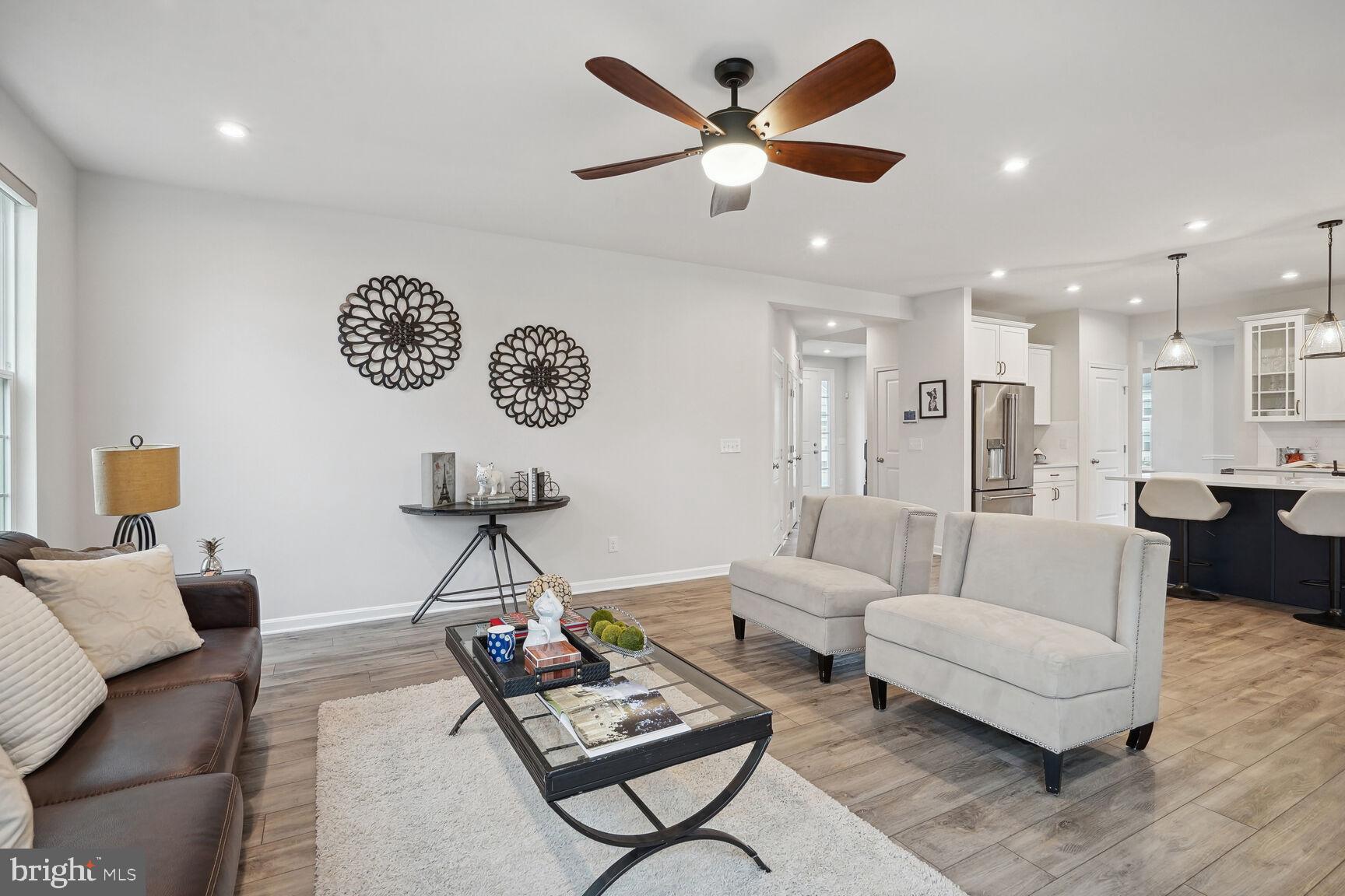 HAMPTON RUN - Residential