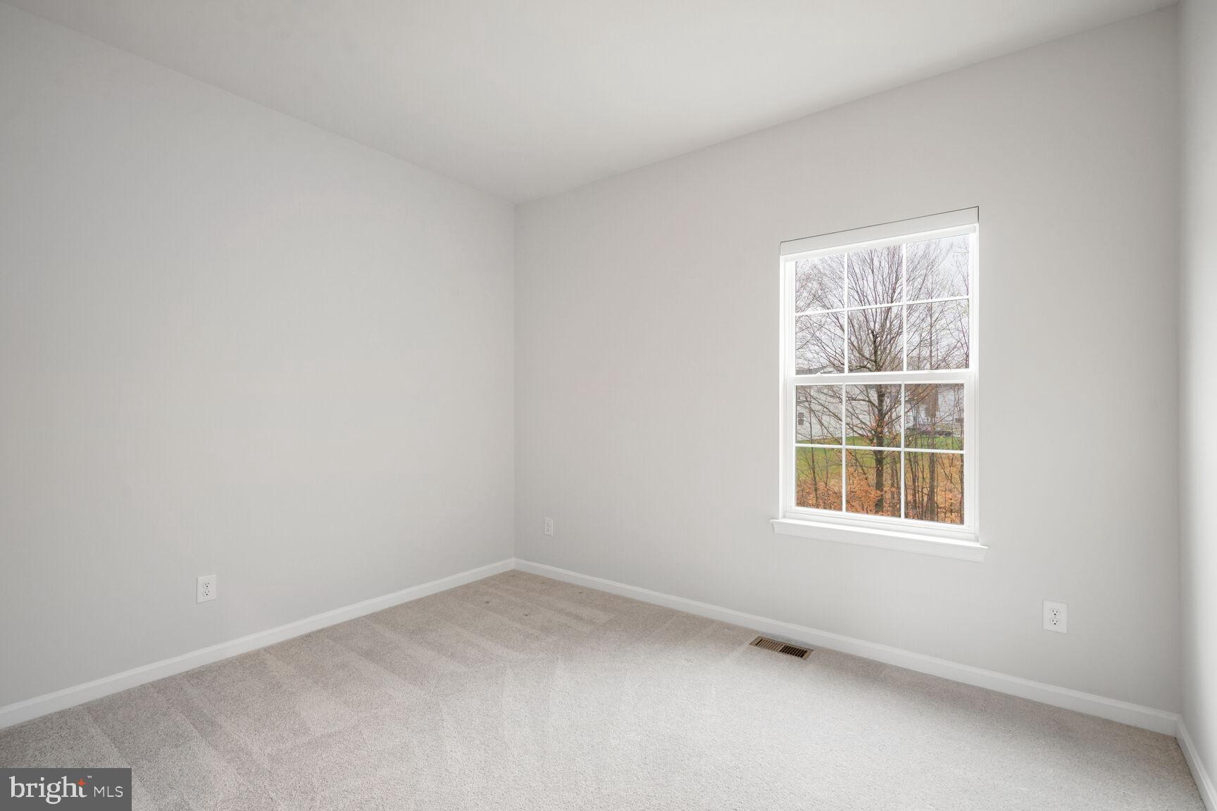 HAMPTON RUN - Residential