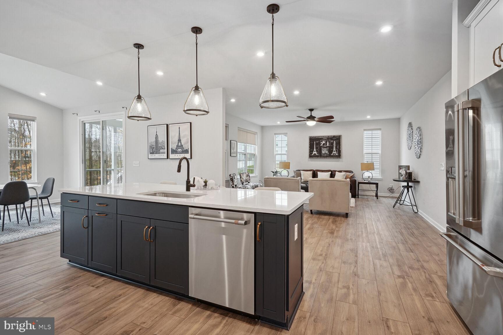 HAMPTON RUN - Residential