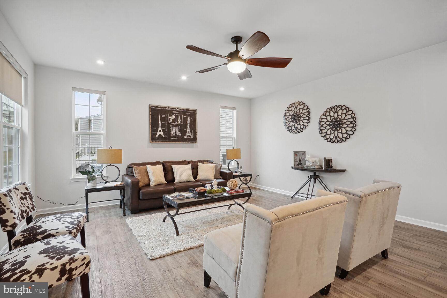 HAMPTON RUN - Residential