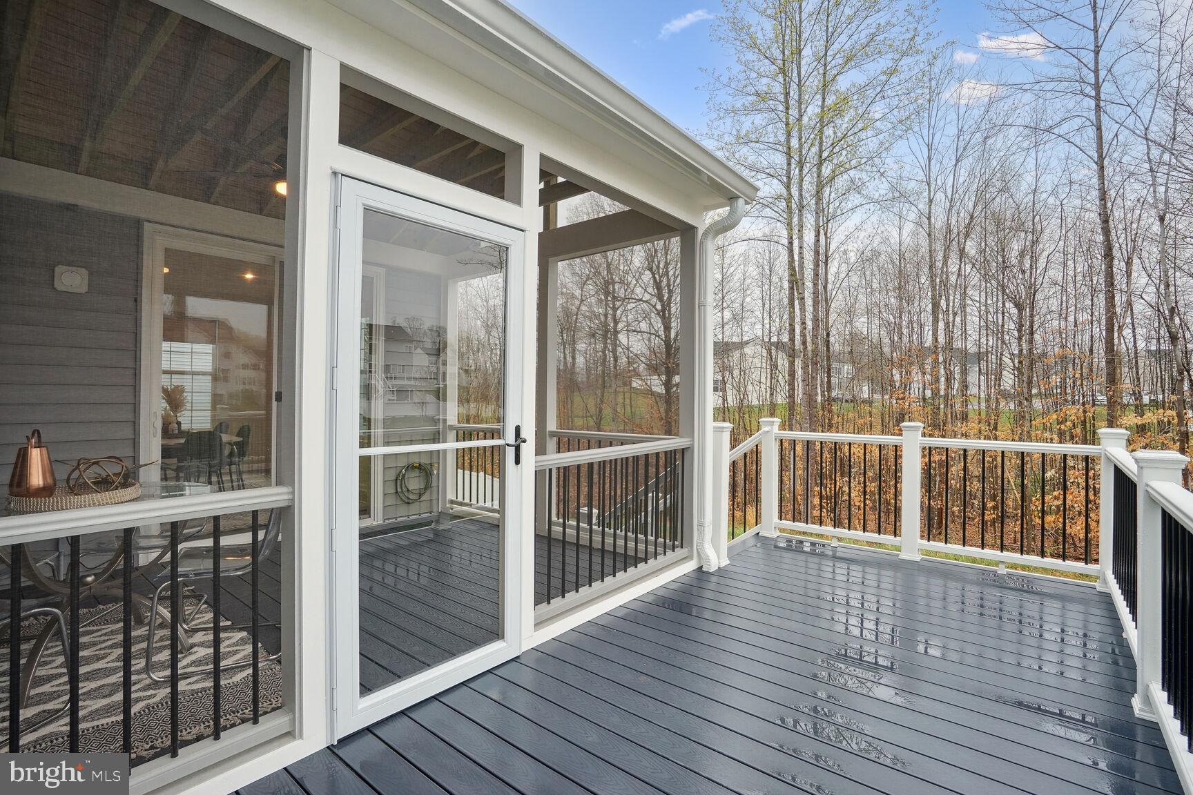 HAMPTON RUN - Residential