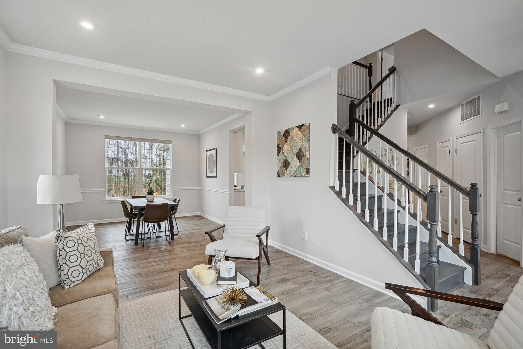 HAMPTON RUN - Residential