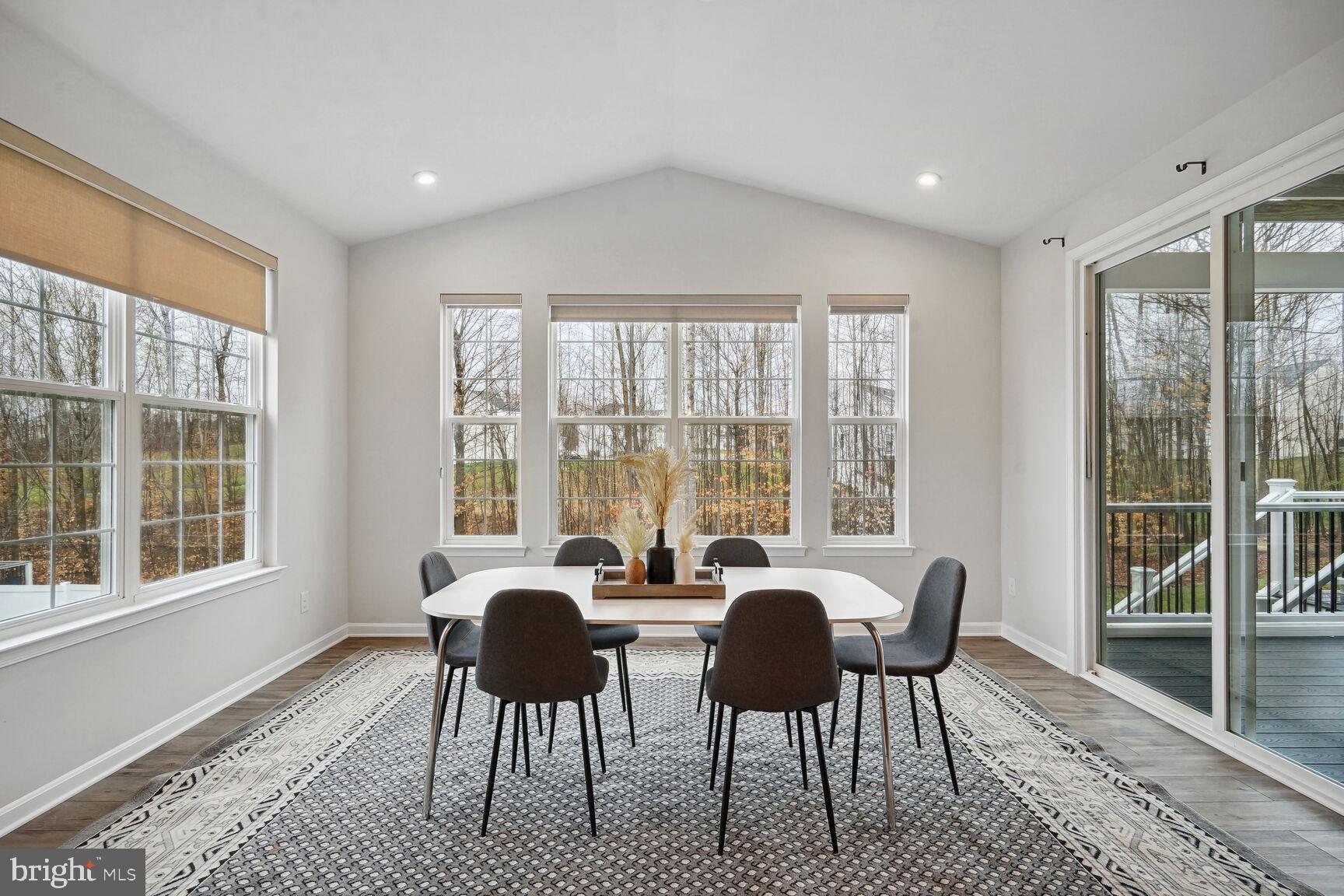 HAMPTON RUN - Residential