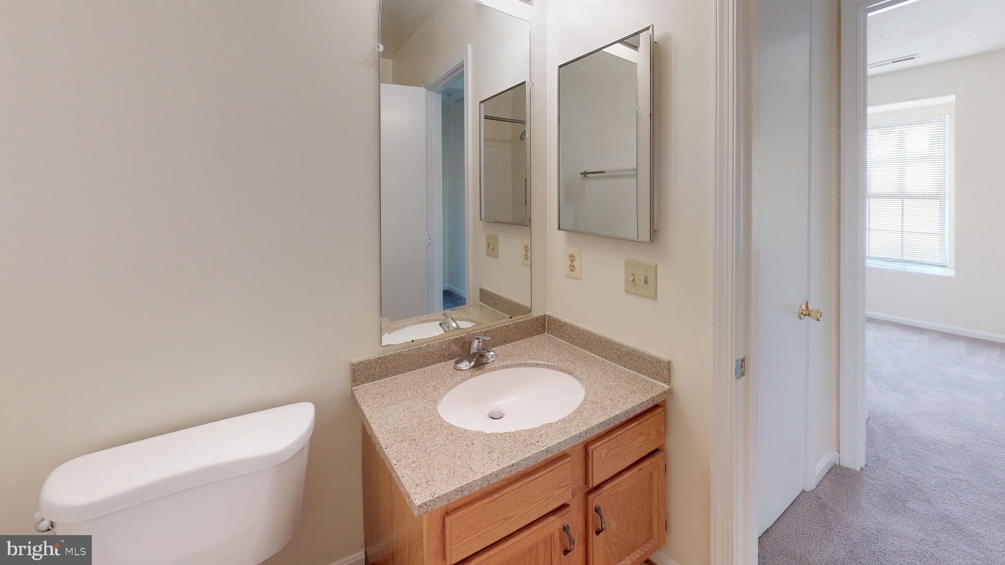 NORTHLAKE - Residential