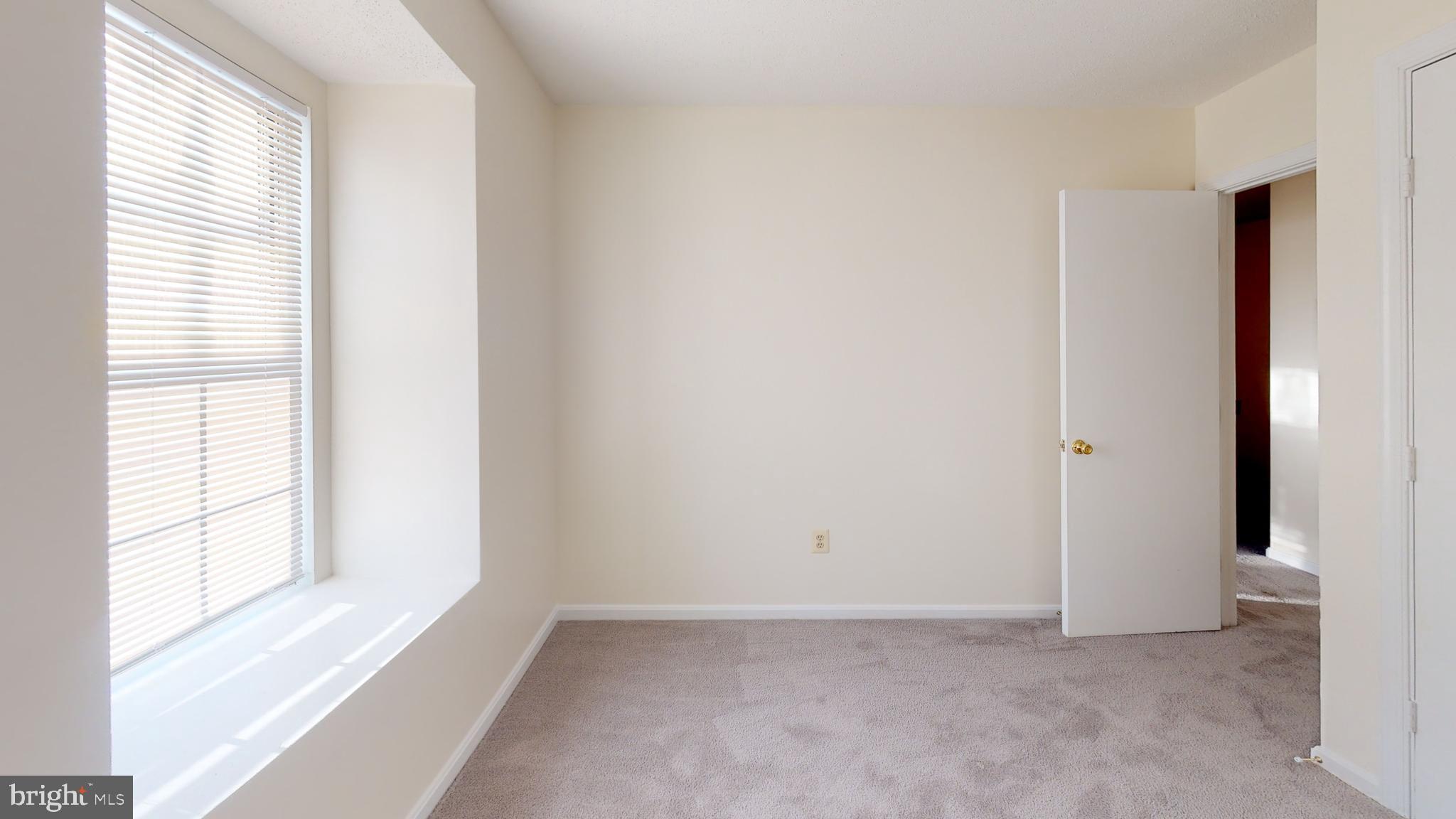 NORTHLAKE - Residential