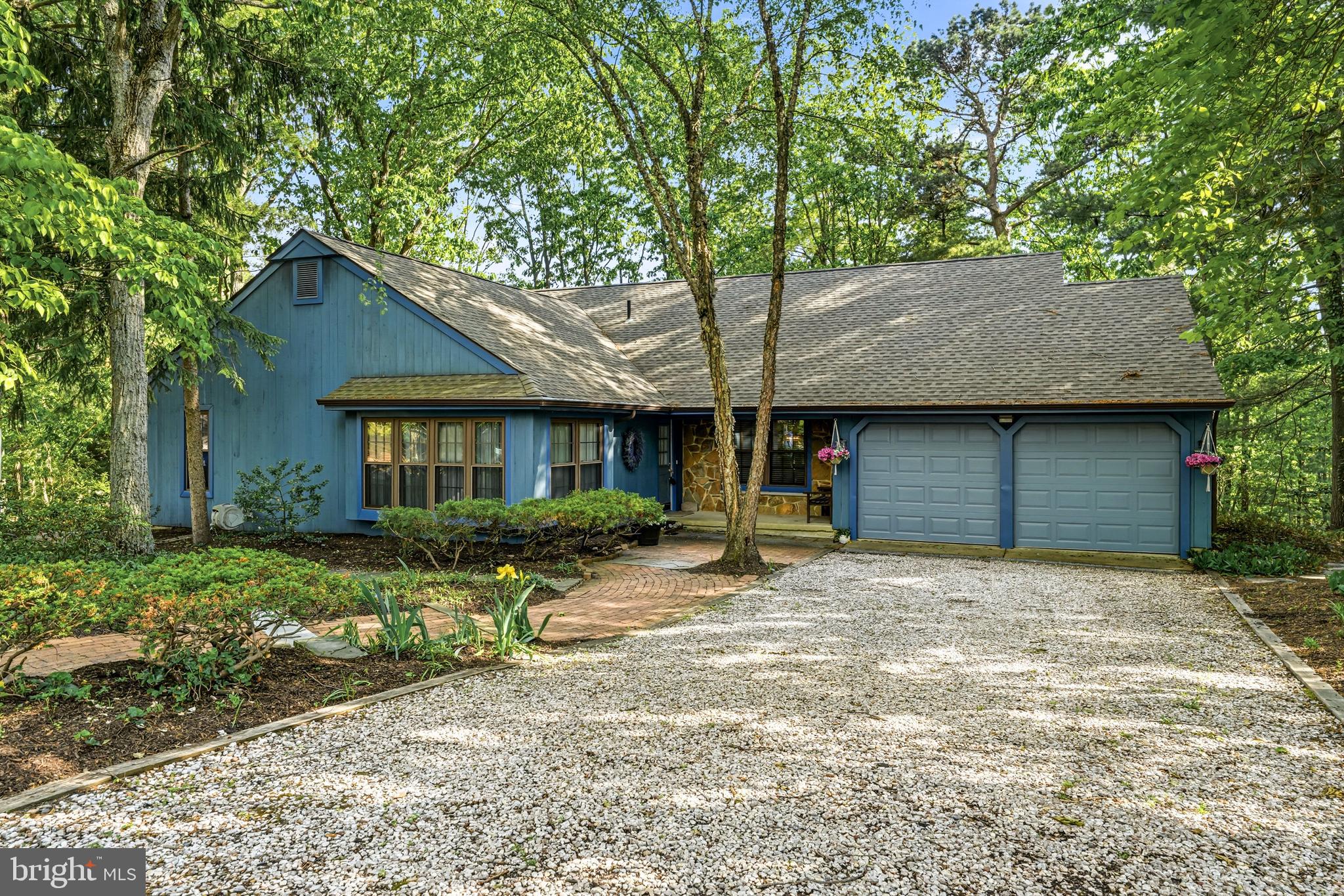 16 WESTBROOKE COURT